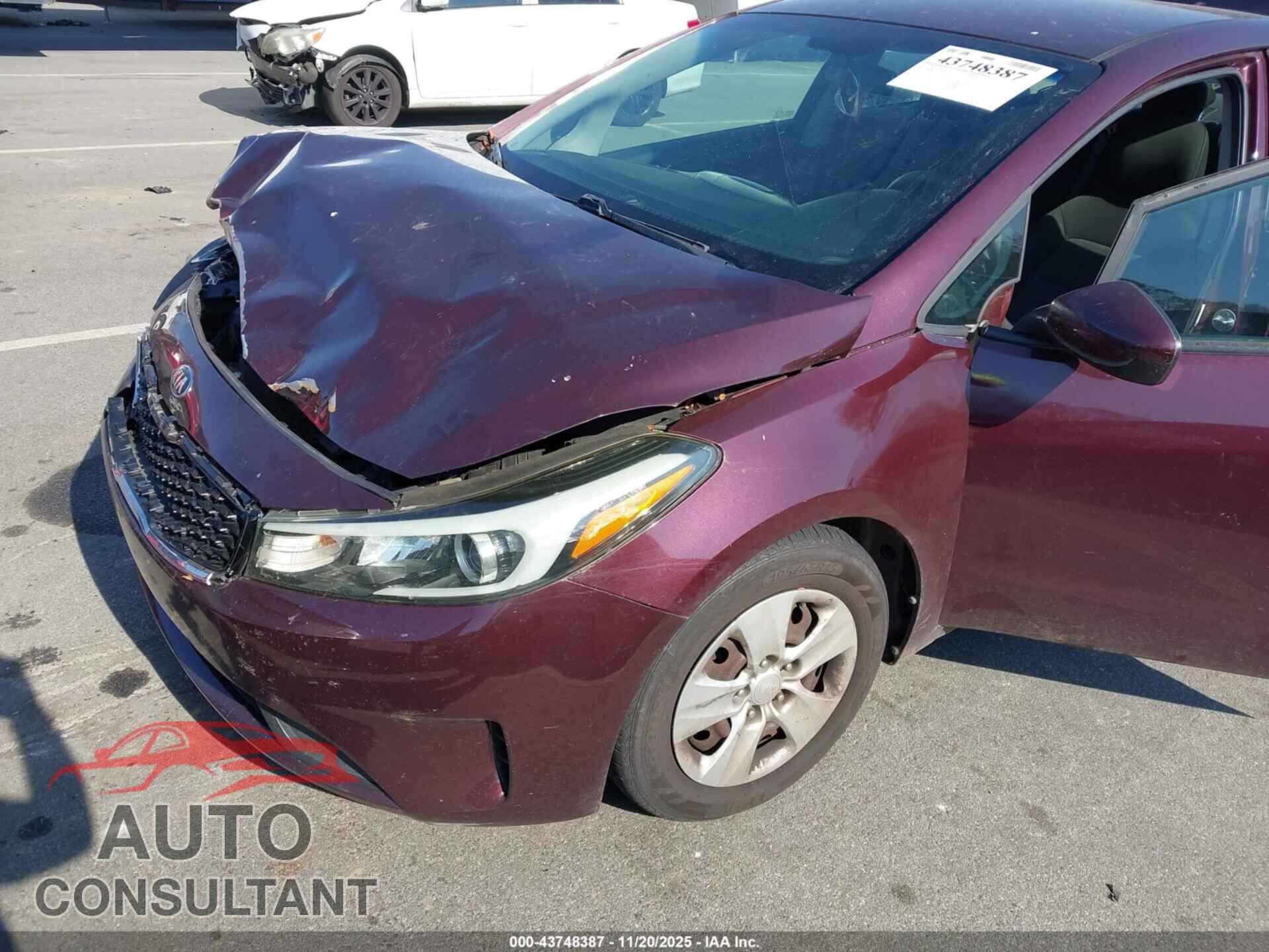 KIA FORTE 2017 - 3KPFK4A74HE056937