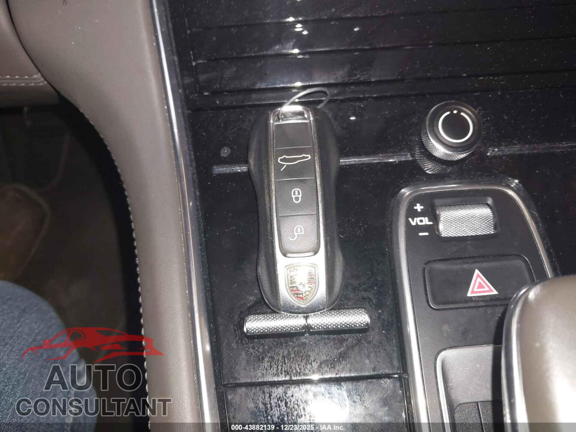 PORSCHE PANAMERA 2017 - WP0AF2A78HL151771