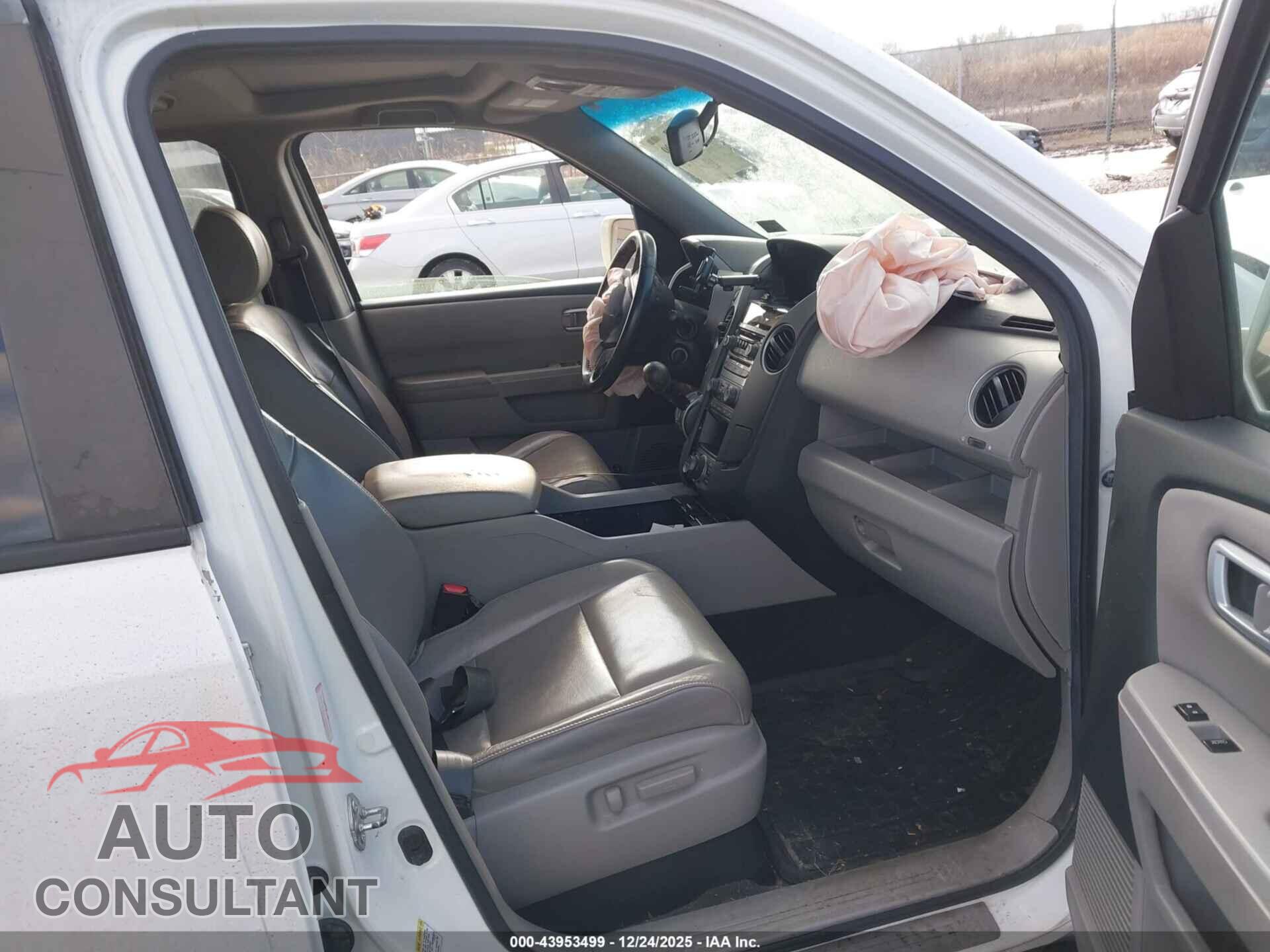 HONDA PILOT 2012 - 5FNYF4H90CB044887