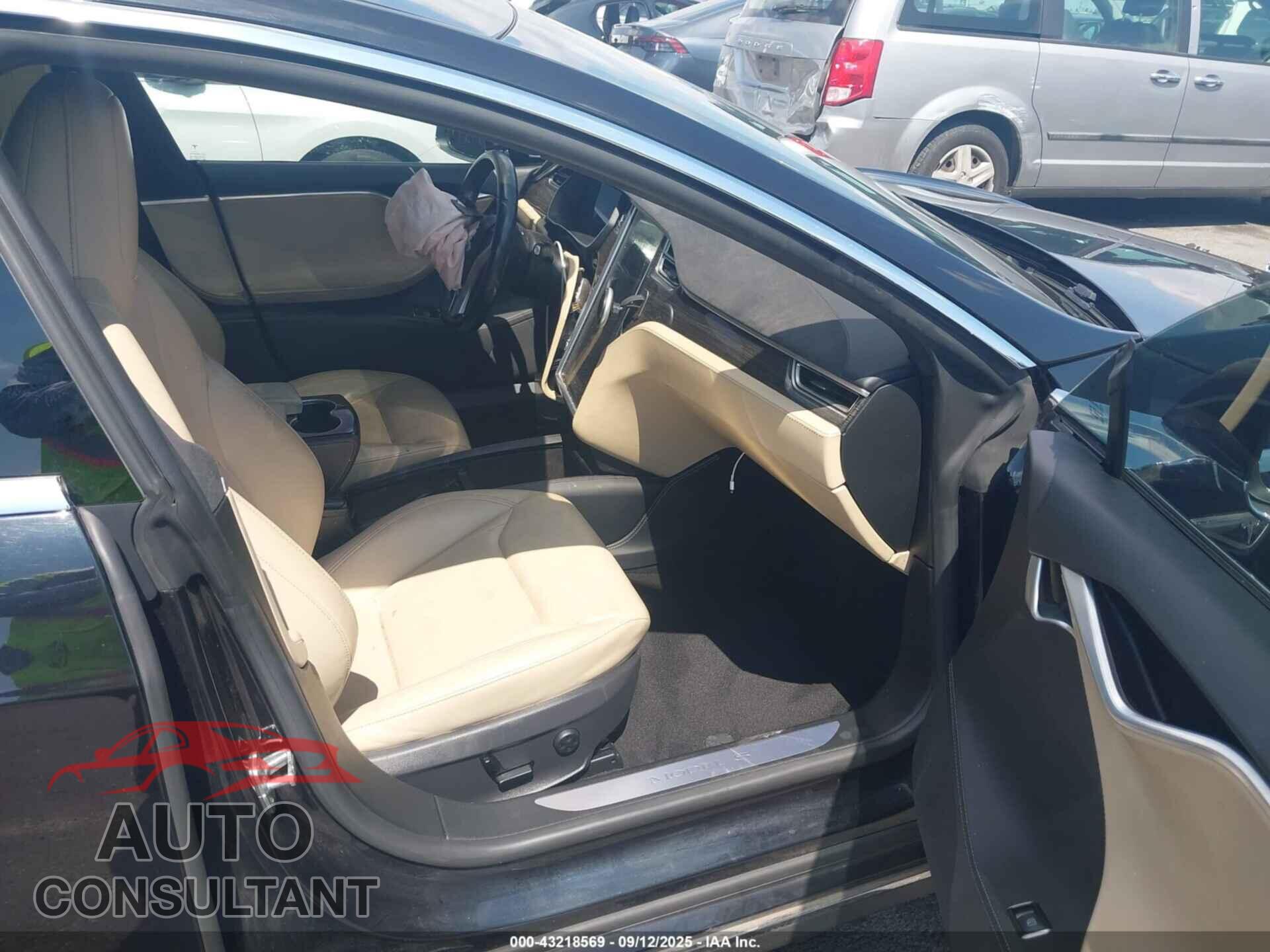 TESLA MODEL S 2015 - 5YJSA1H25FF094064