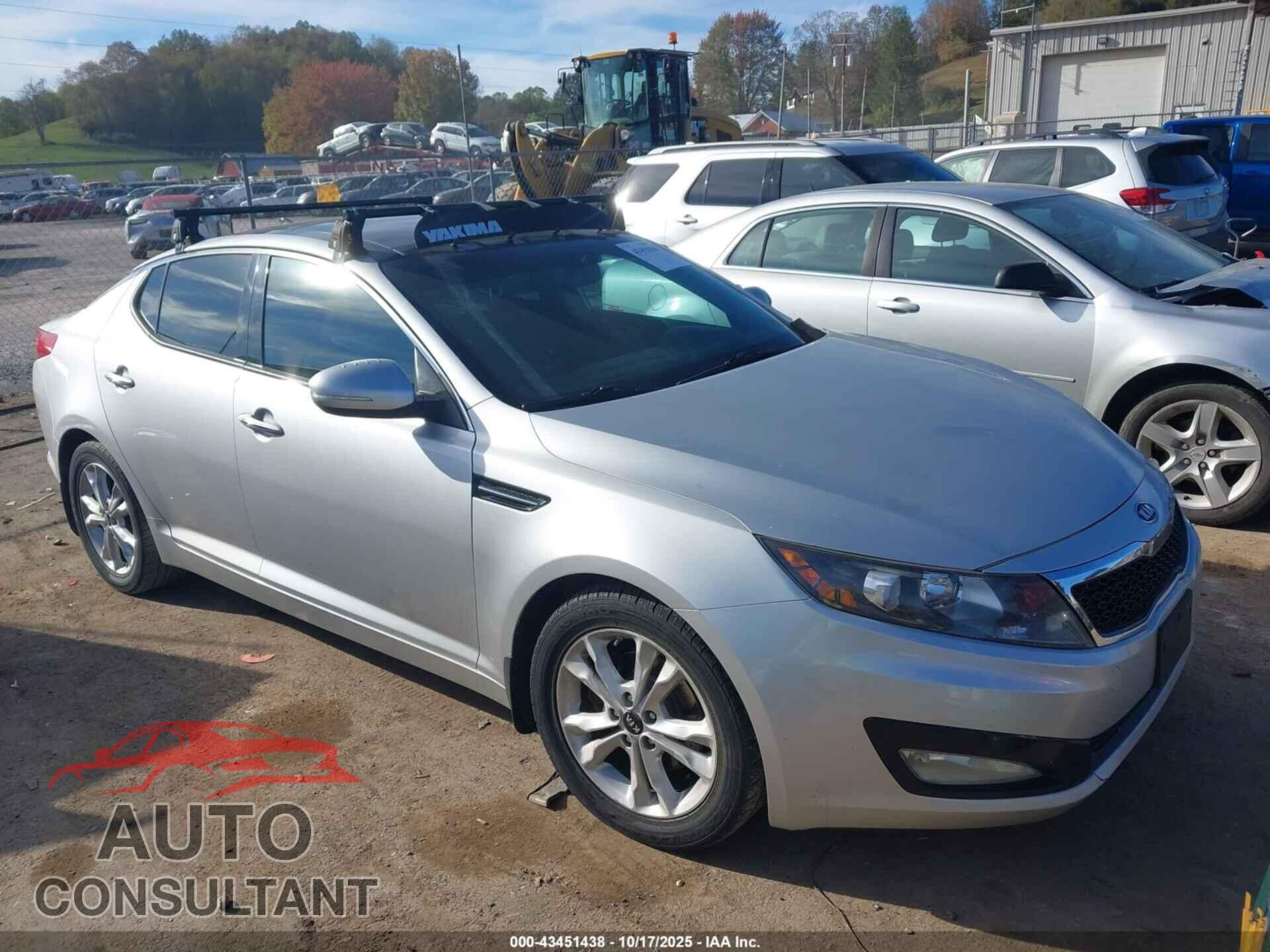 KIA OPTIMA 2011 - KNAGN4A75B5126912