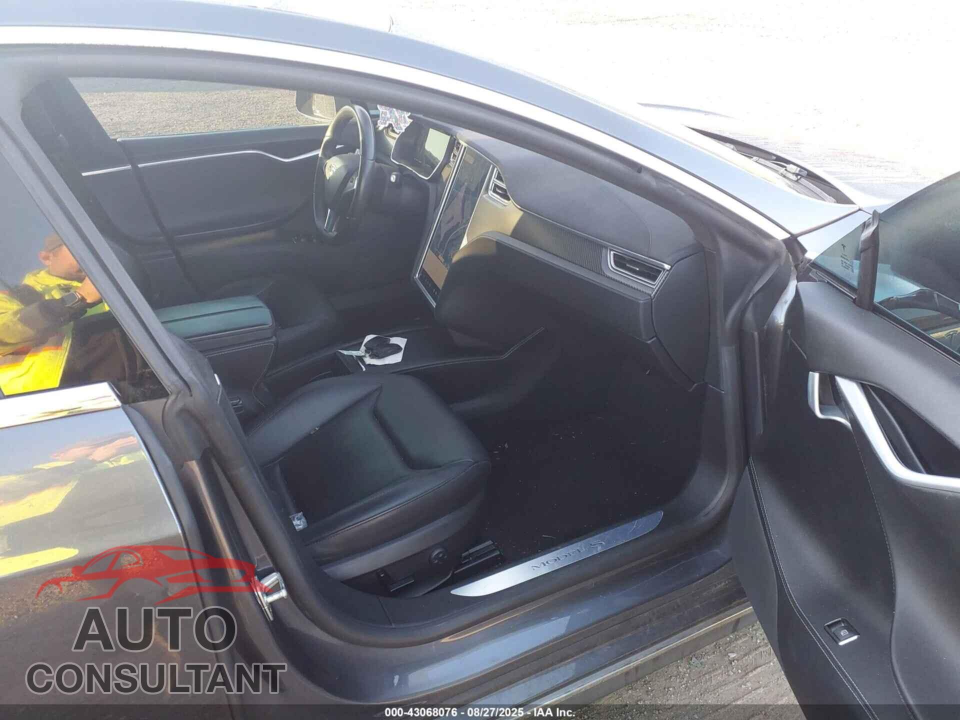 TESLA MODEL S 2016 - 5YJSA1E20GF134010
