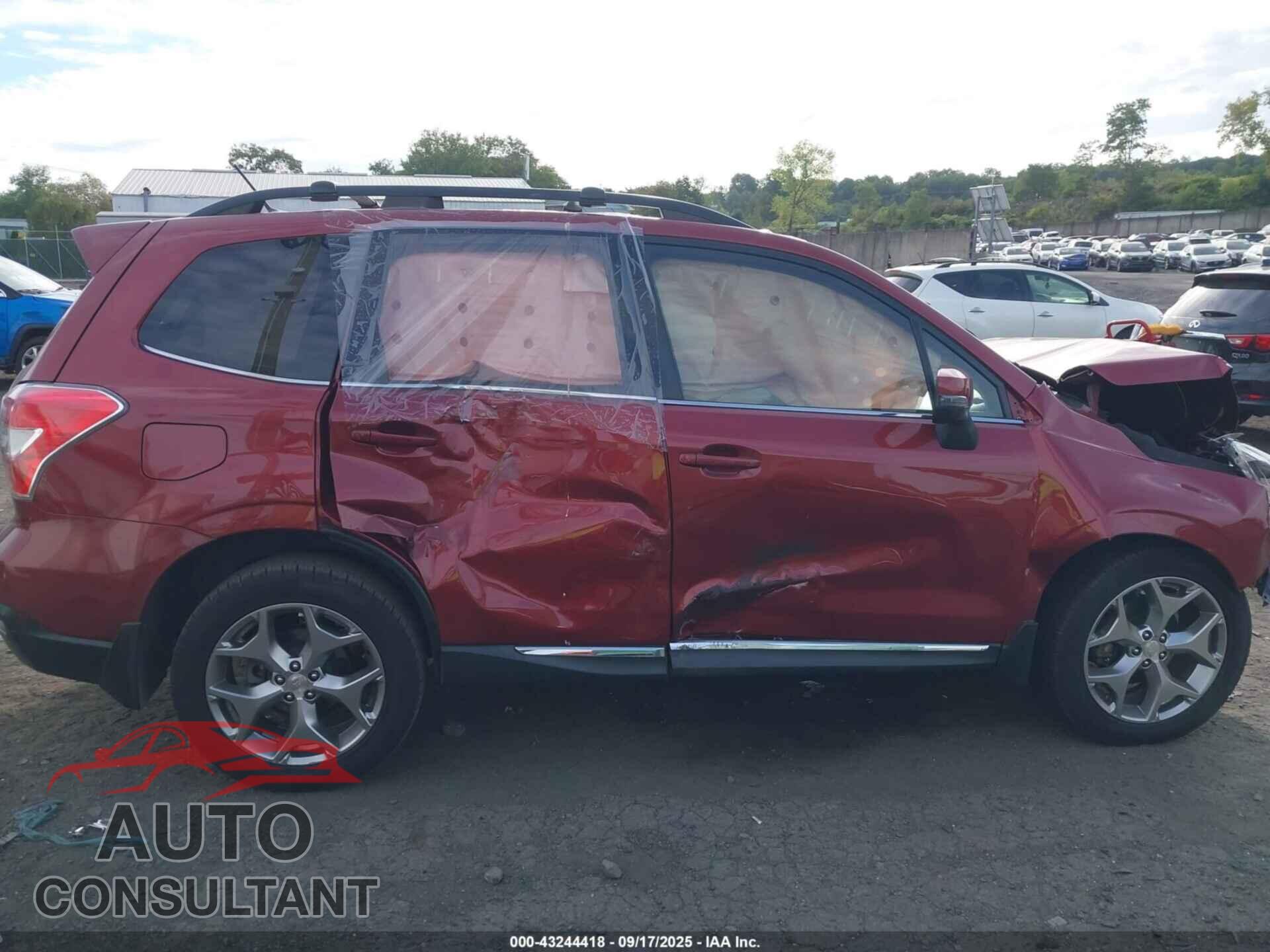 SUBARU FORESTER 2015 - JF2SJAUC5FH815242
