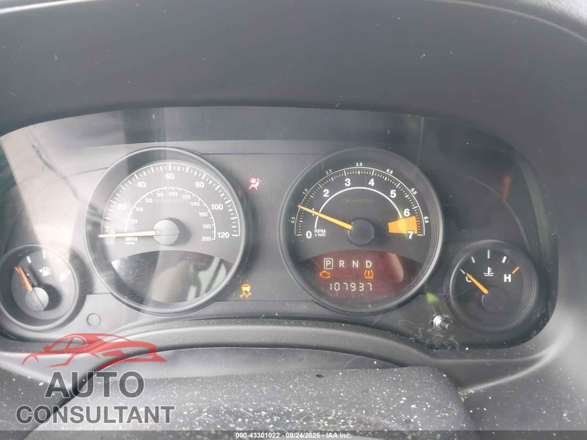 JEEP COMPASS 2015 - 1C4NJCBA3FD104607