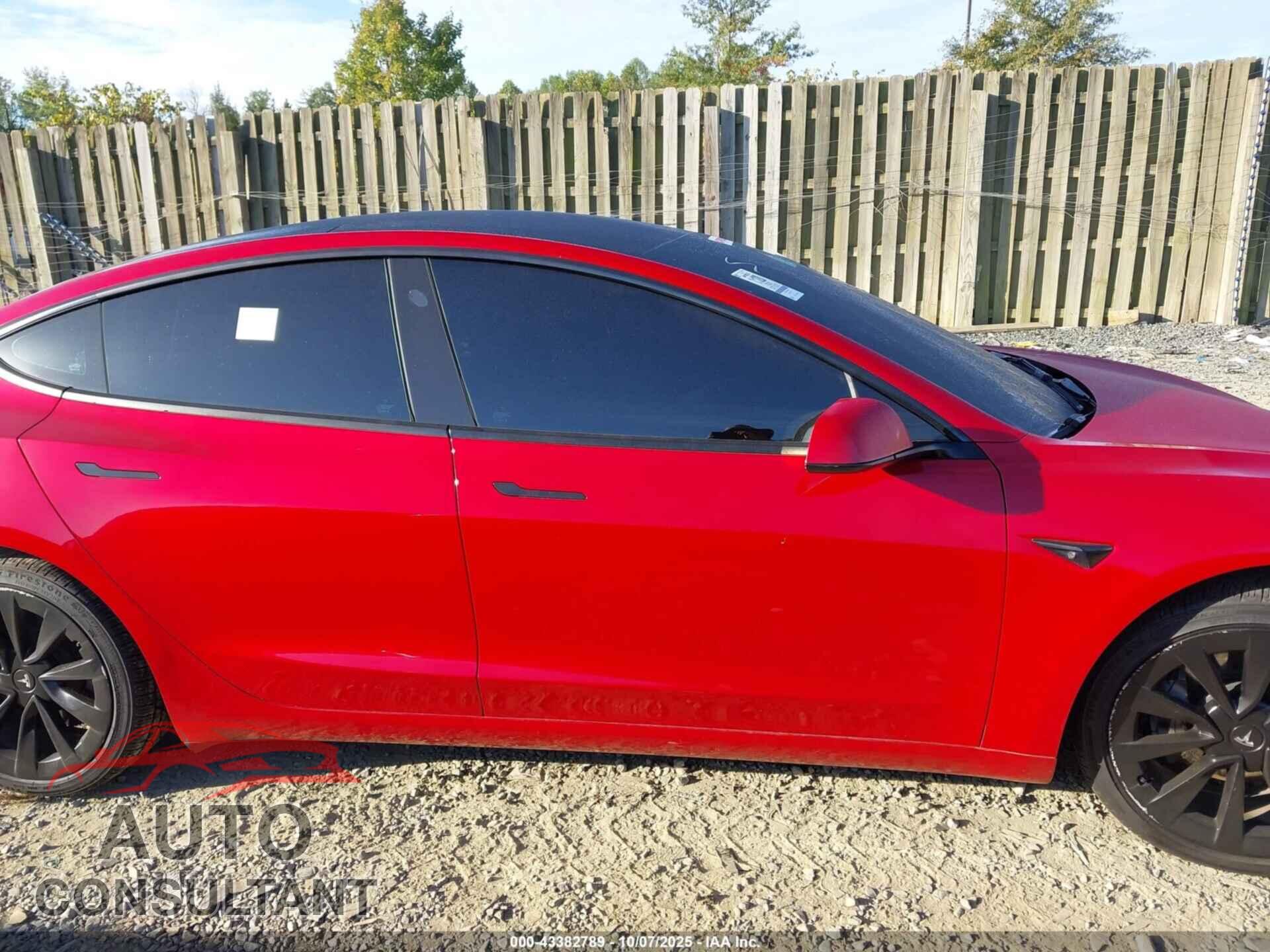 TESLA MODEL 3 2022 - 5YJ3E1EA4NF190139