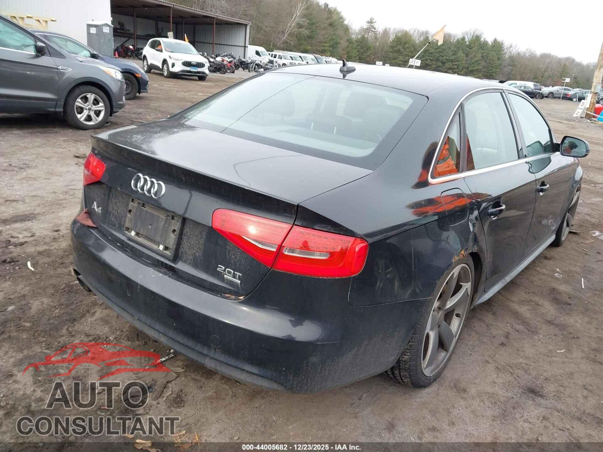 AUDI A4 2013 - WAUDFAFL2DN018335