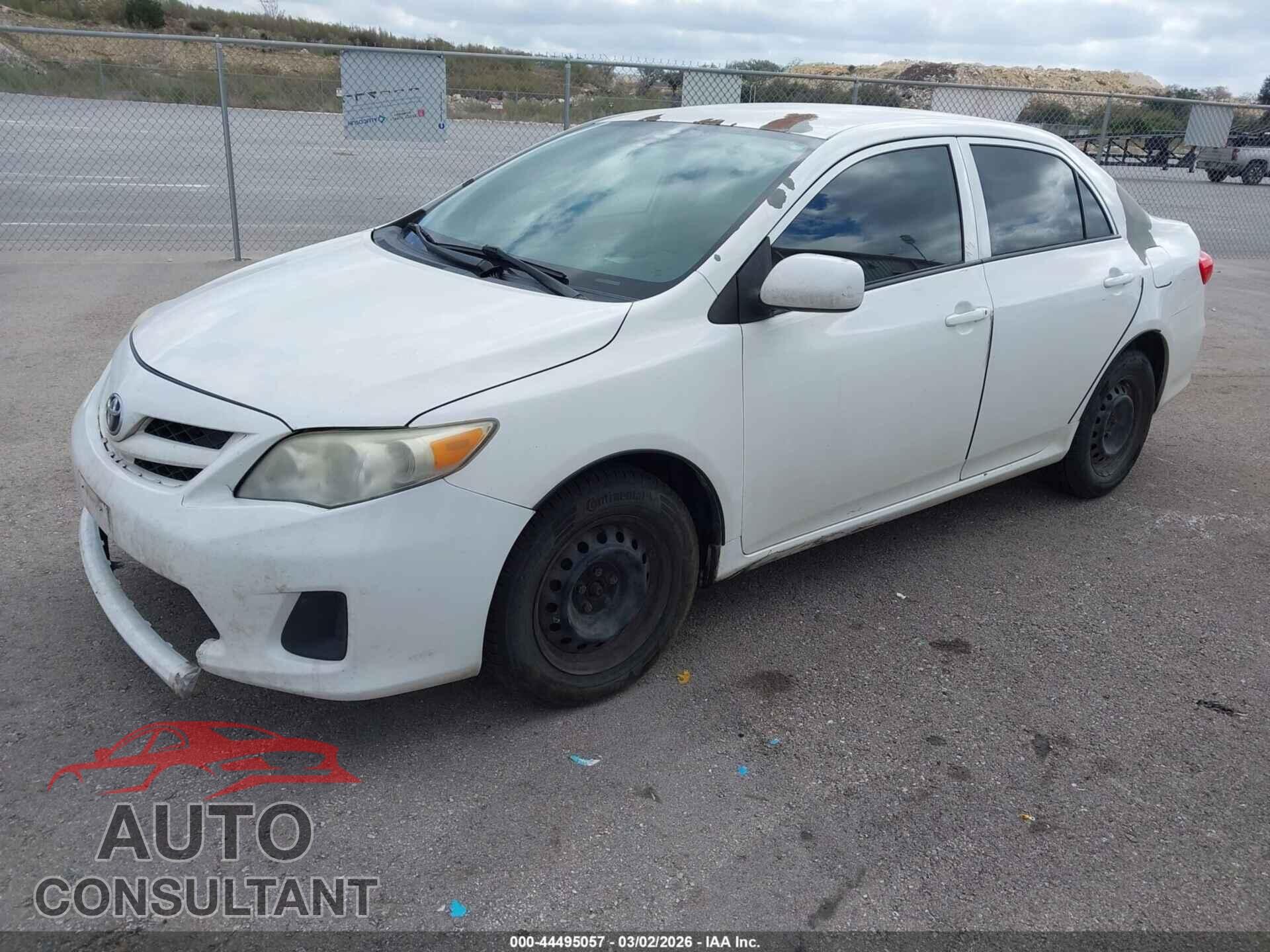 TOYOTA COROLLA 2013 - 5YFBU4EE5DP139089