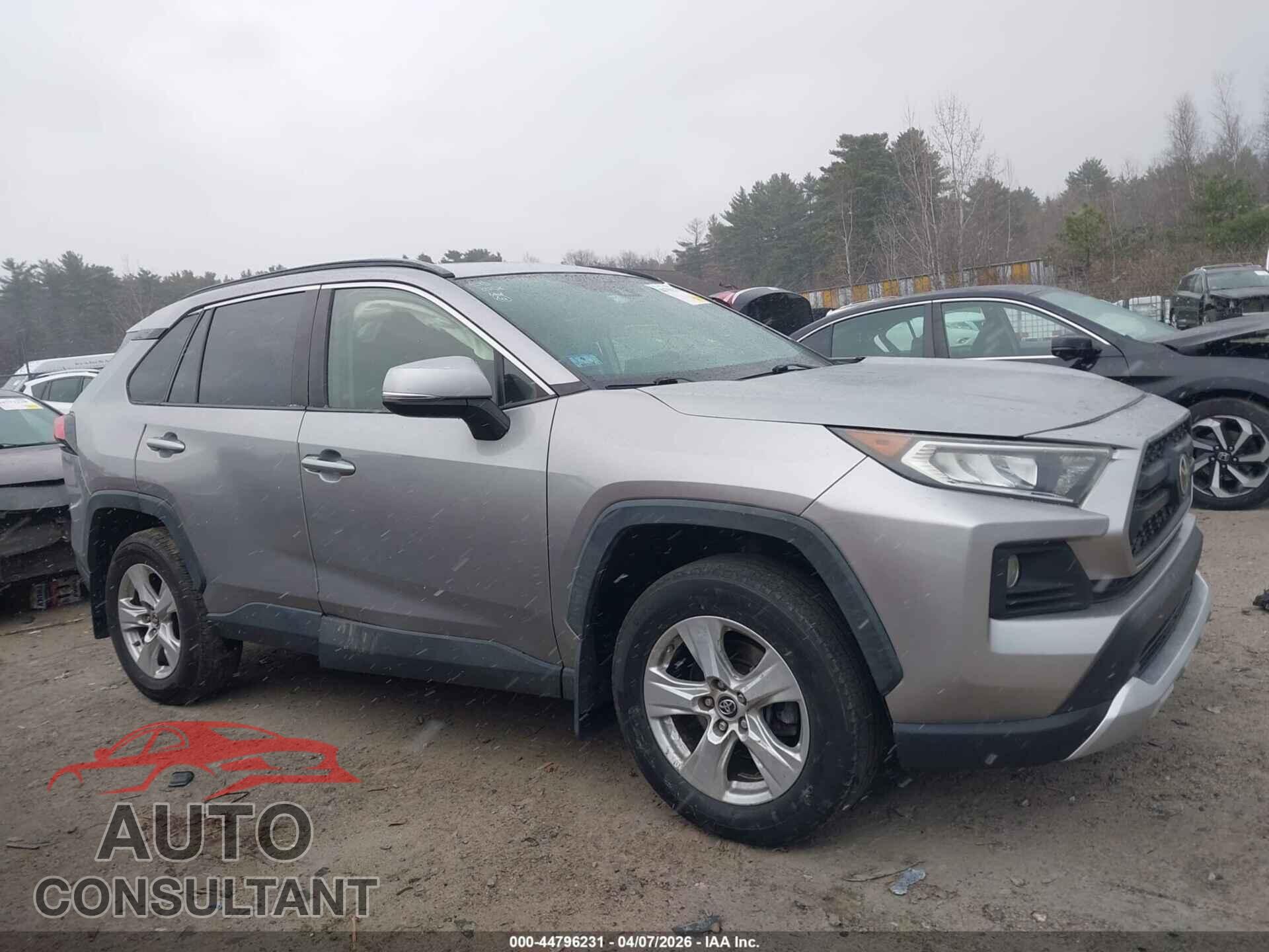 TOYOTA RAV4 2019 - JTMP1RFV4KD512391