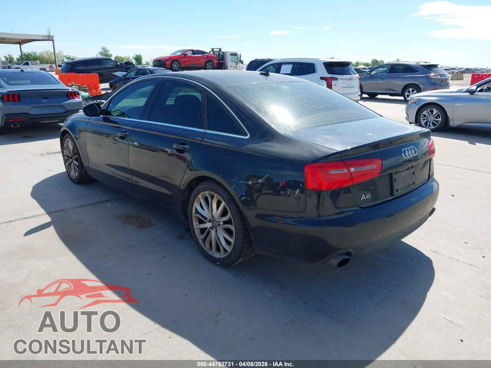 AUDI A6 2013 - WAUDFAFC8DN008621
