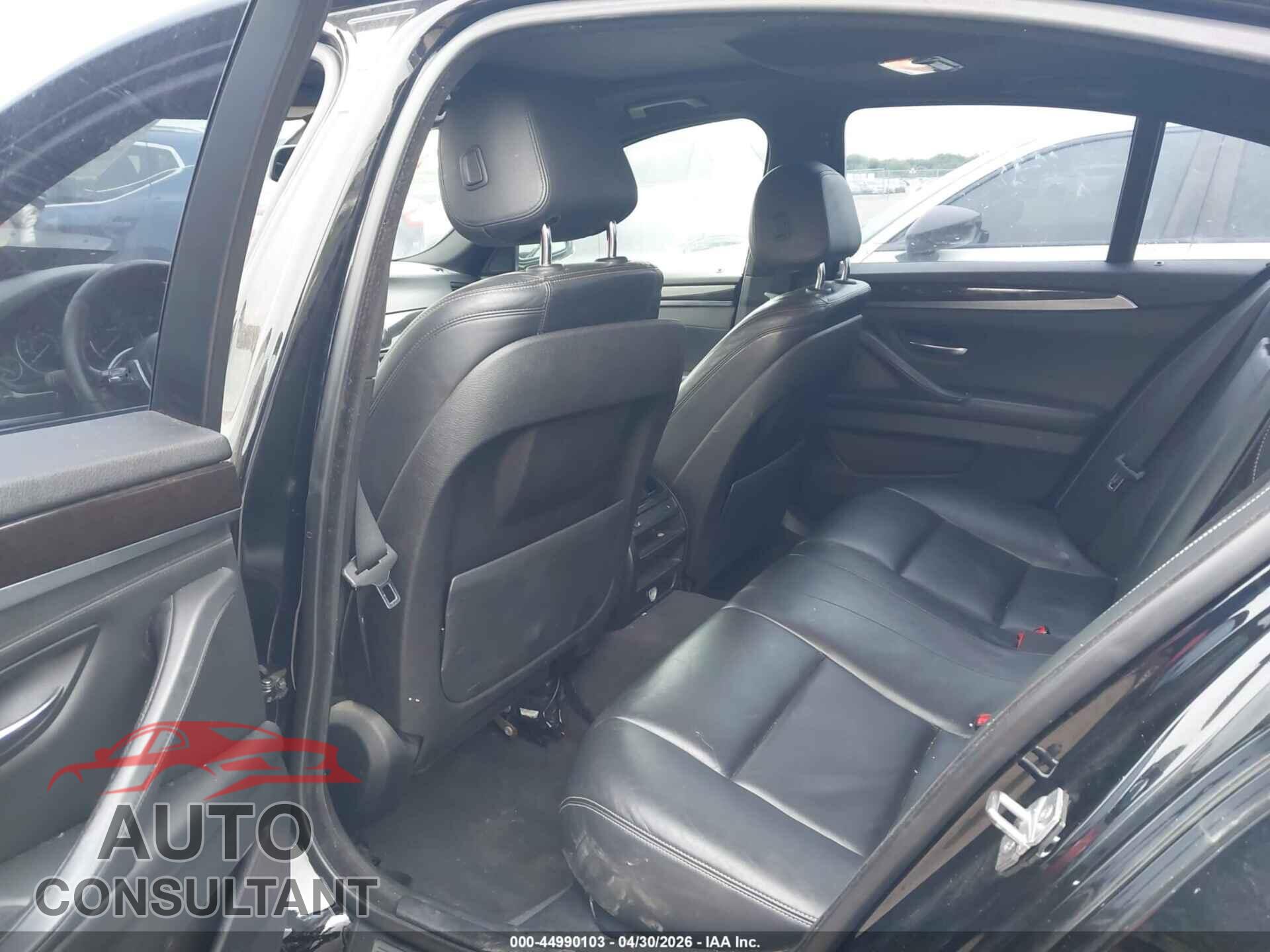 BMW 528I 2015 - WBA5A7C57FD624864
