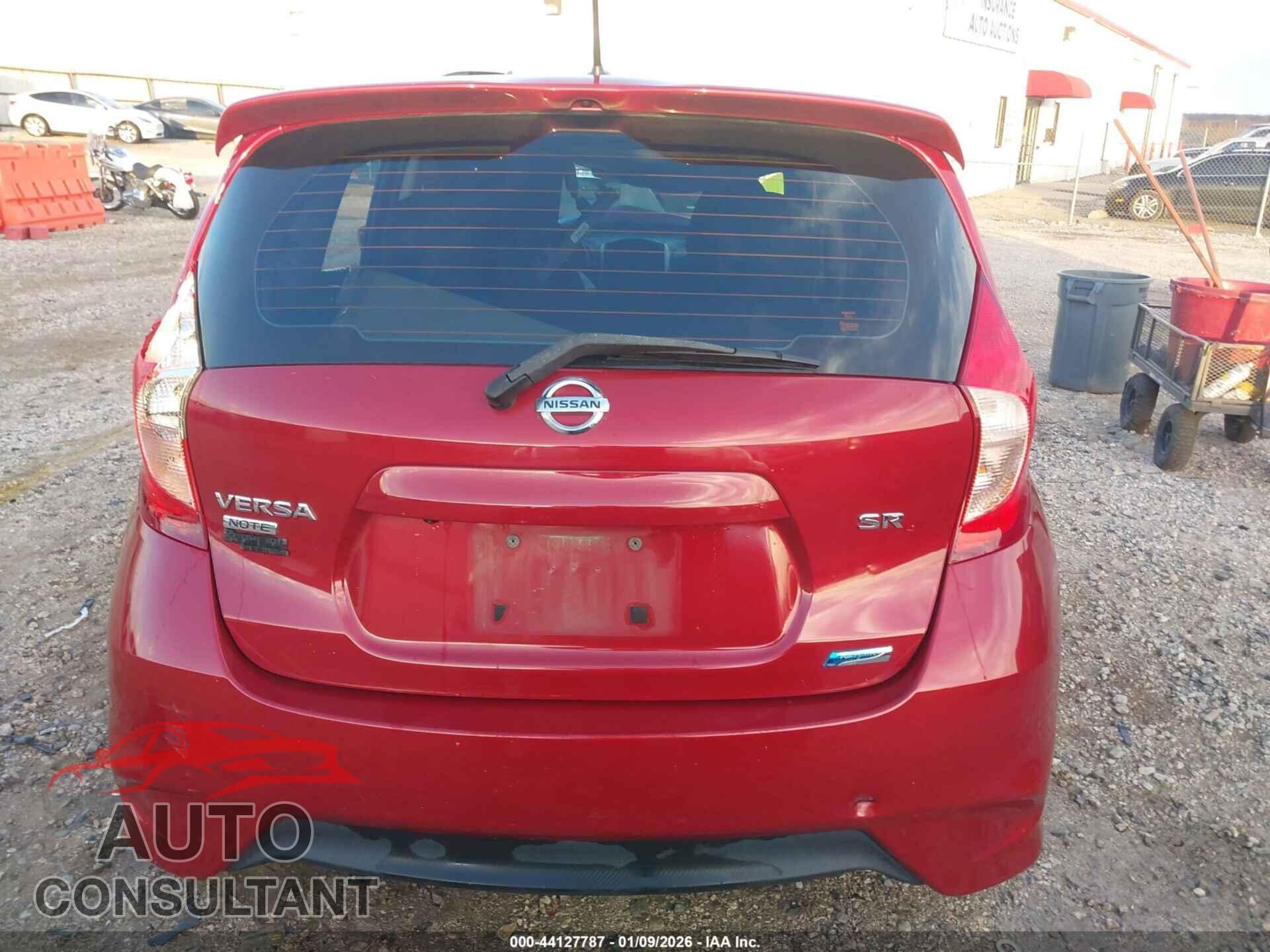 NISSAN VERSA NOTE 2015 - 3N1CE2CP2FL438701
