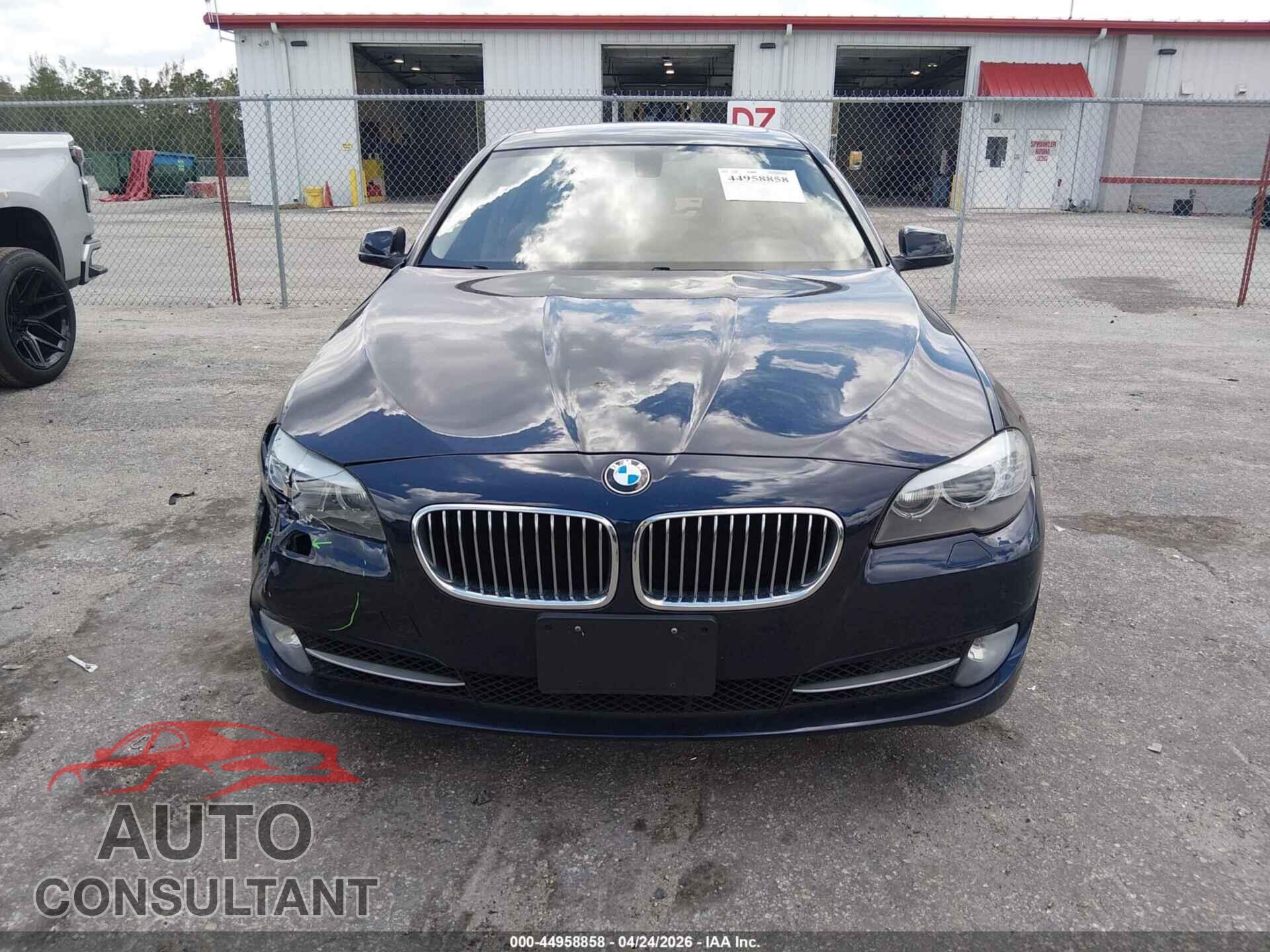 BMW 528I 2013 - WBAXG5C51DDY34594