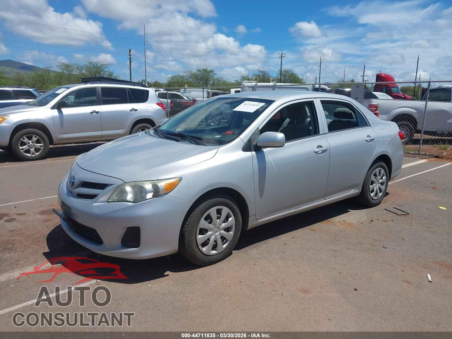 TOYOTA COROLLA 2013 - 2T1BU4EE4DC972771