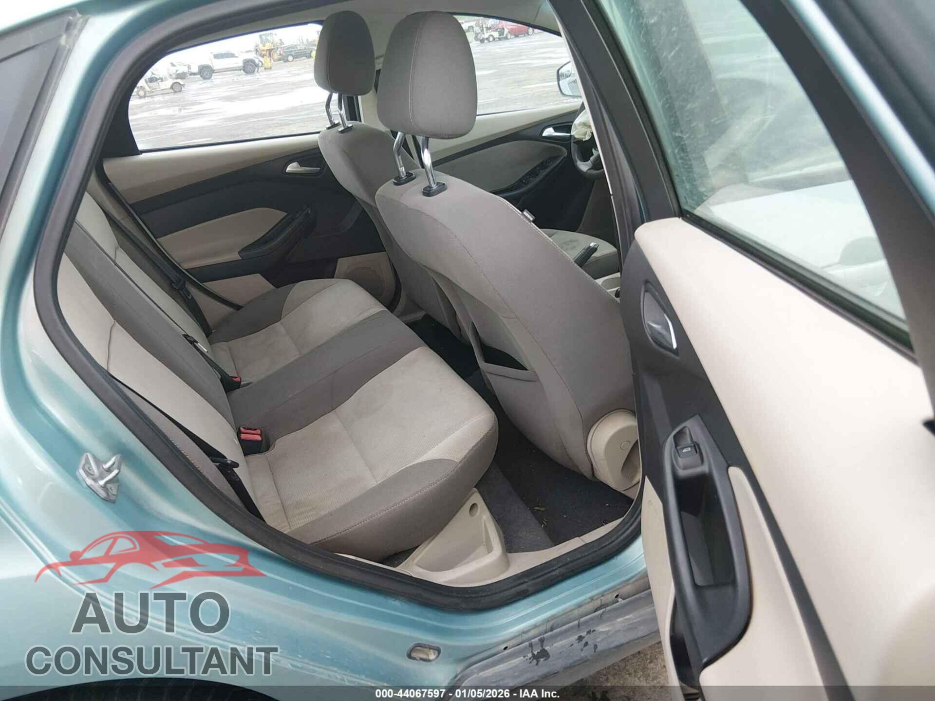 FORD FOCUS 2012 - 1FAHP3F2XCL105260