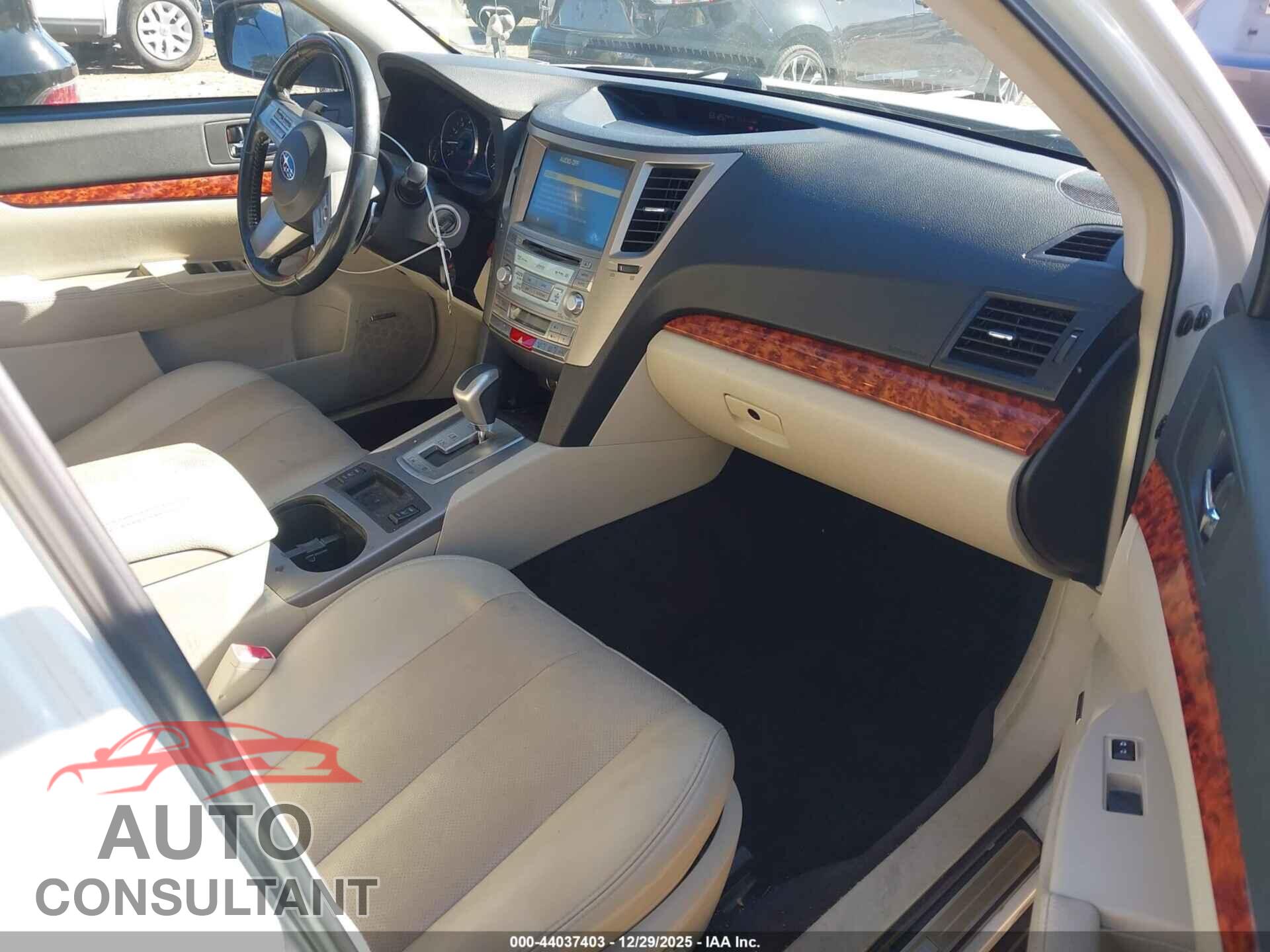 SUBARU OUTBACK 2010 - 4S4BRBLC8A3384914