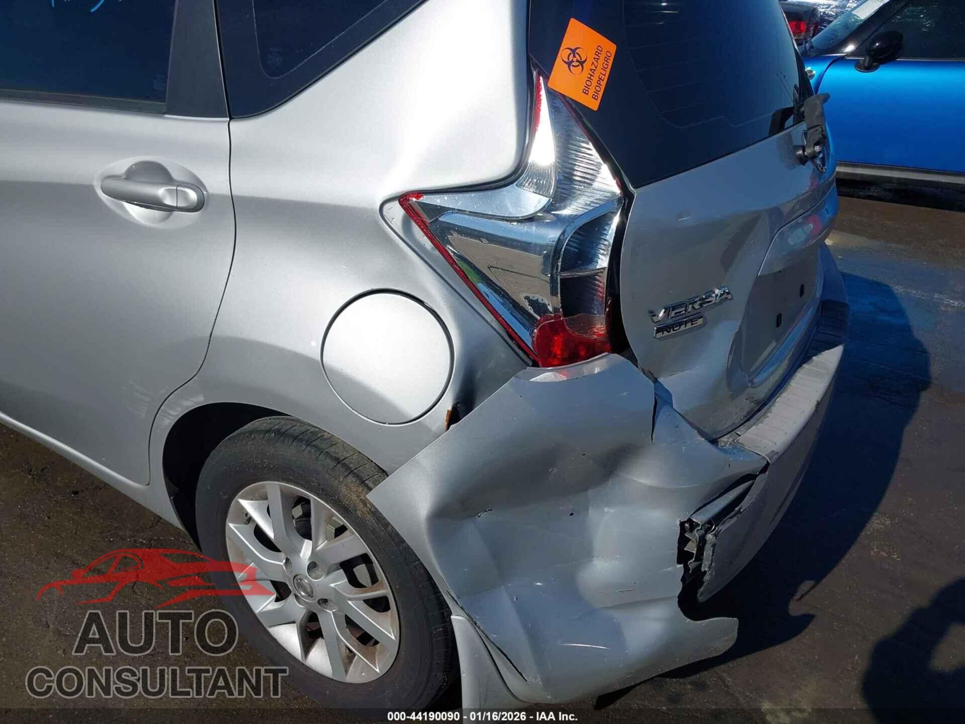 NISSAN VERSA NOTE 2015 - 3N1CE2CP3FL443504