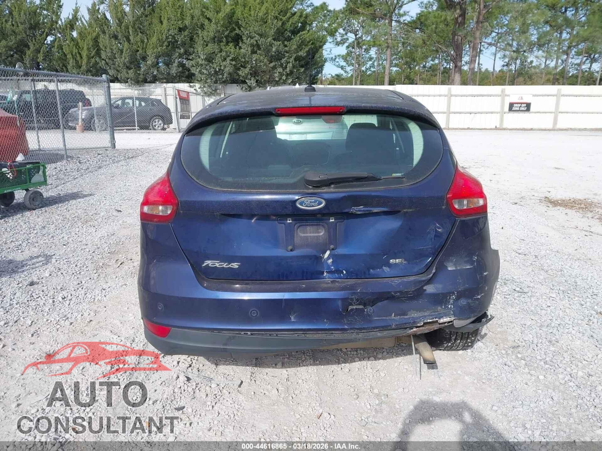 FORD FOCUS 2017 - 1FADP3M25HL208708