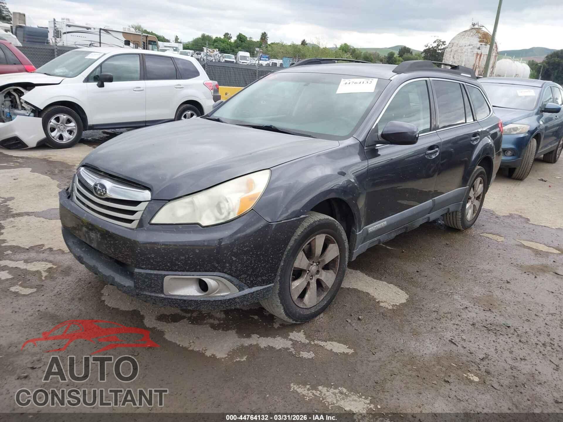 SUBARU OUTBACK 2010 - 4S4BRBGC8A3357982