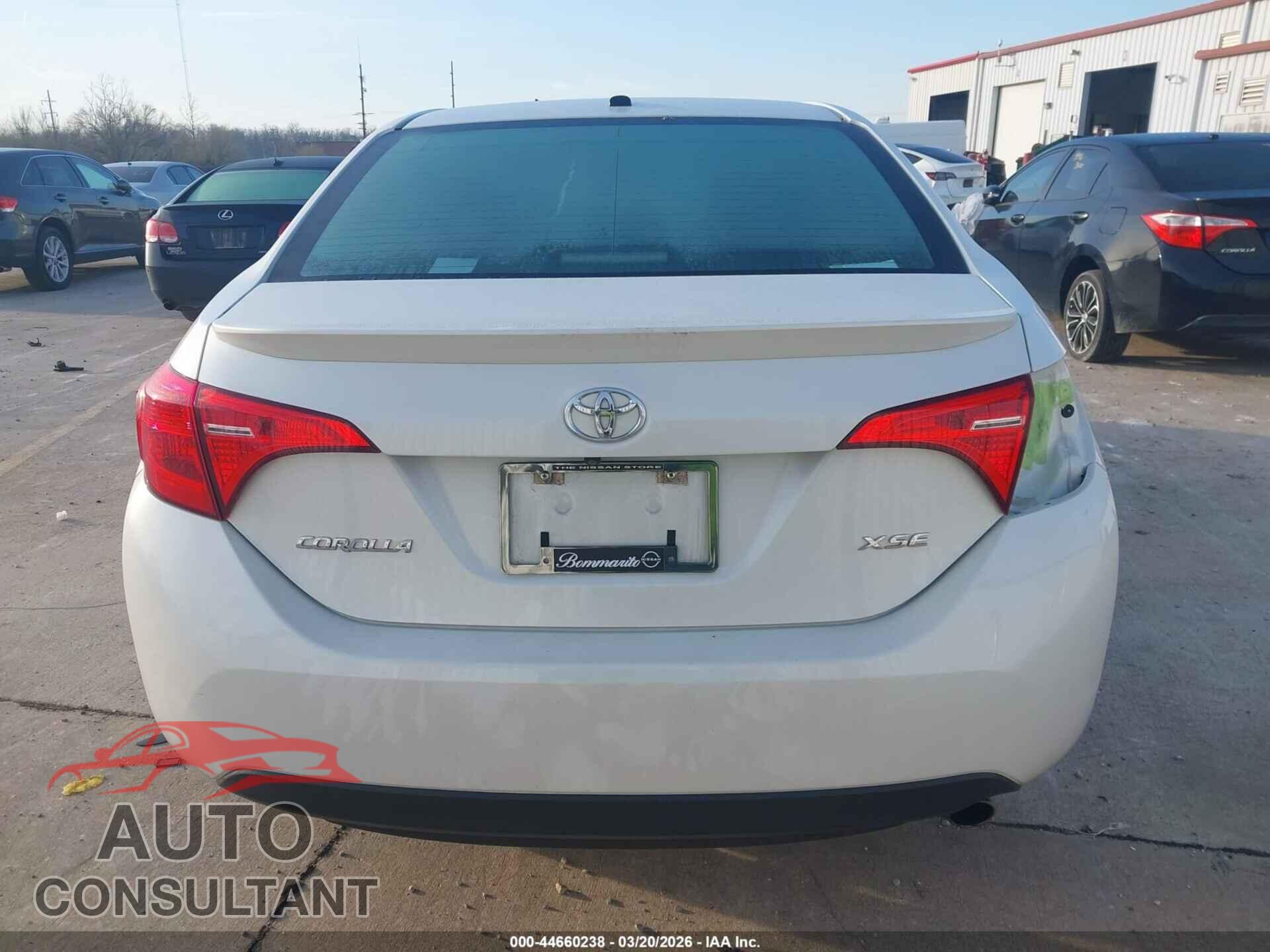 TOYOTA COROLLA 2017 - 5YFBURHE9HP736146