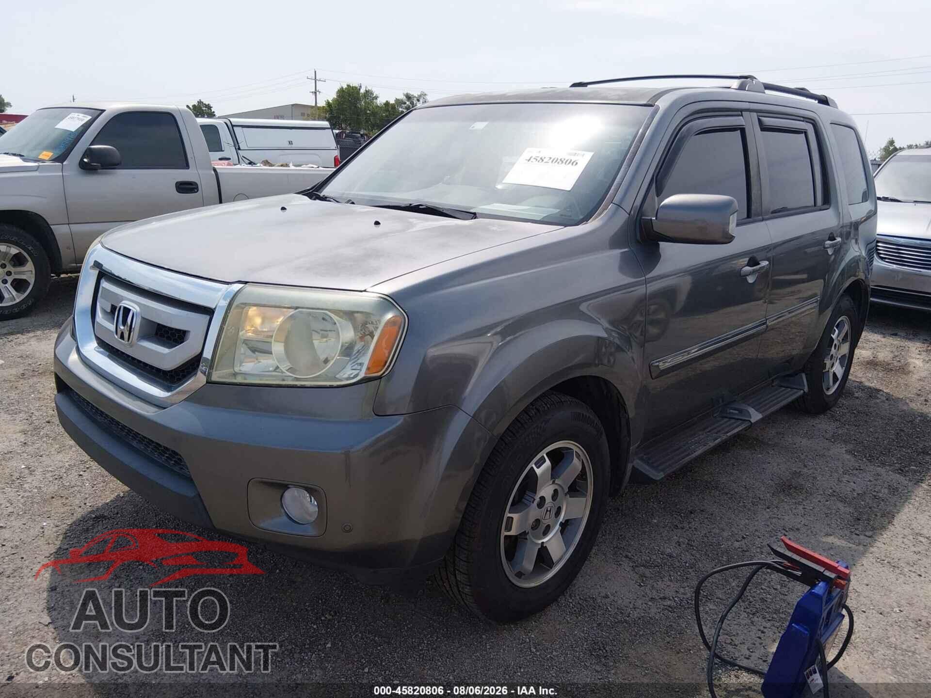 HONDA PILOT 2011 - 5FNYF4H96BB013741