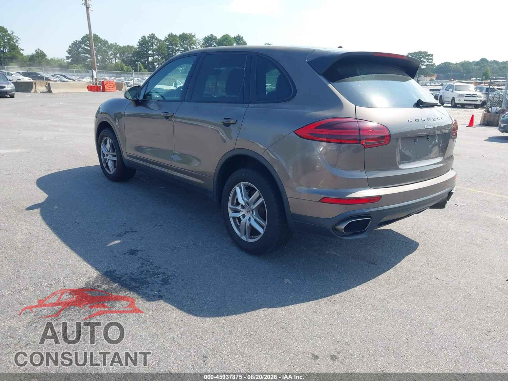 PORSCHE CAYENNE 2016 - WP1AA2A27GKA15962