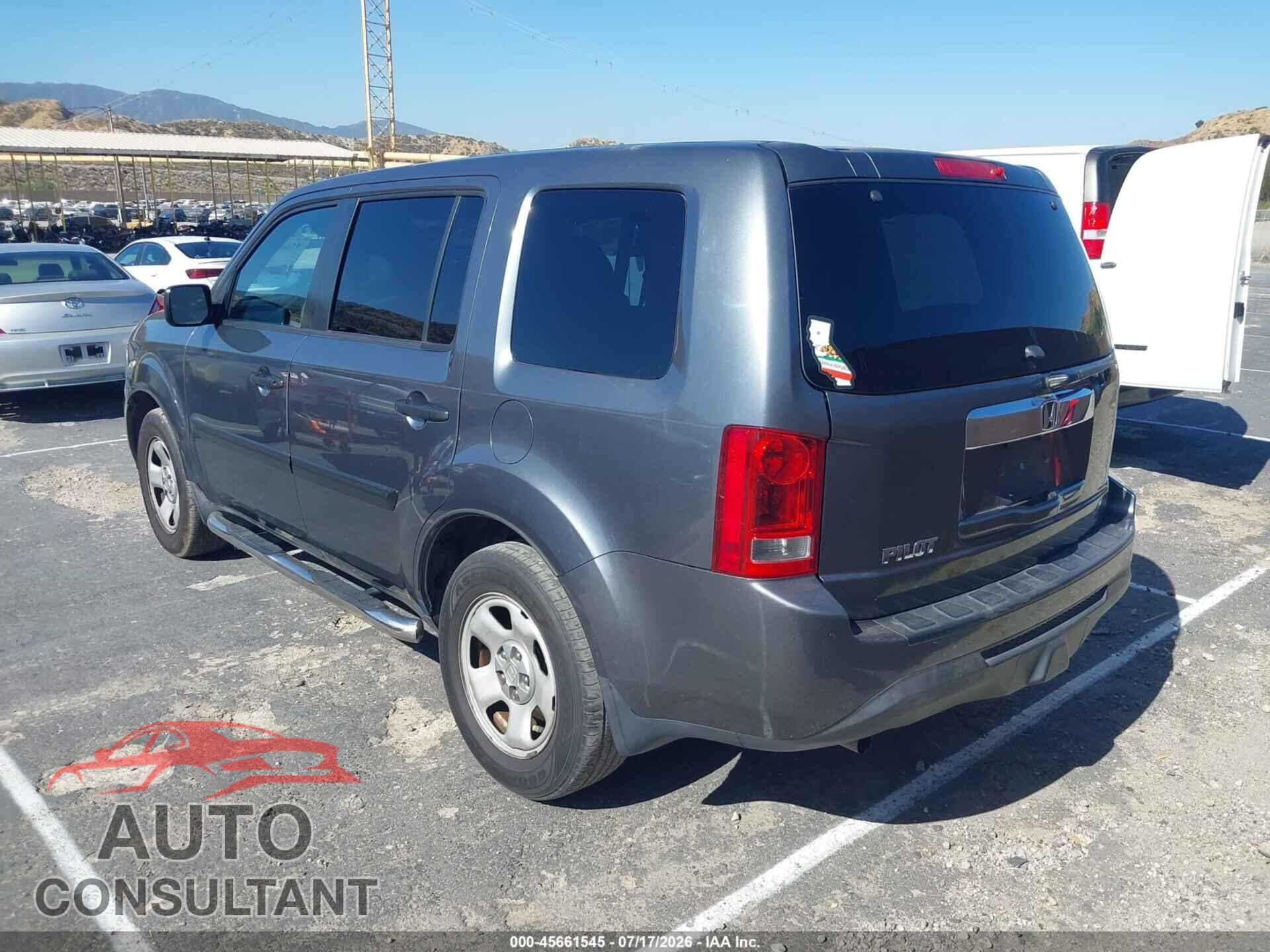 HONDA PILOT 2013 - 5FNYF3H21DB028700