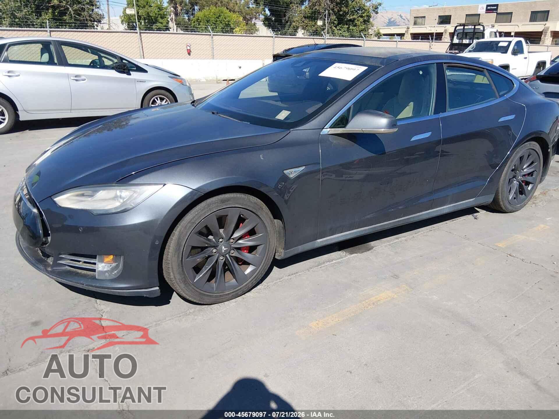 TESLA MODEL S 2015 - 5YJSA1E44FF103892