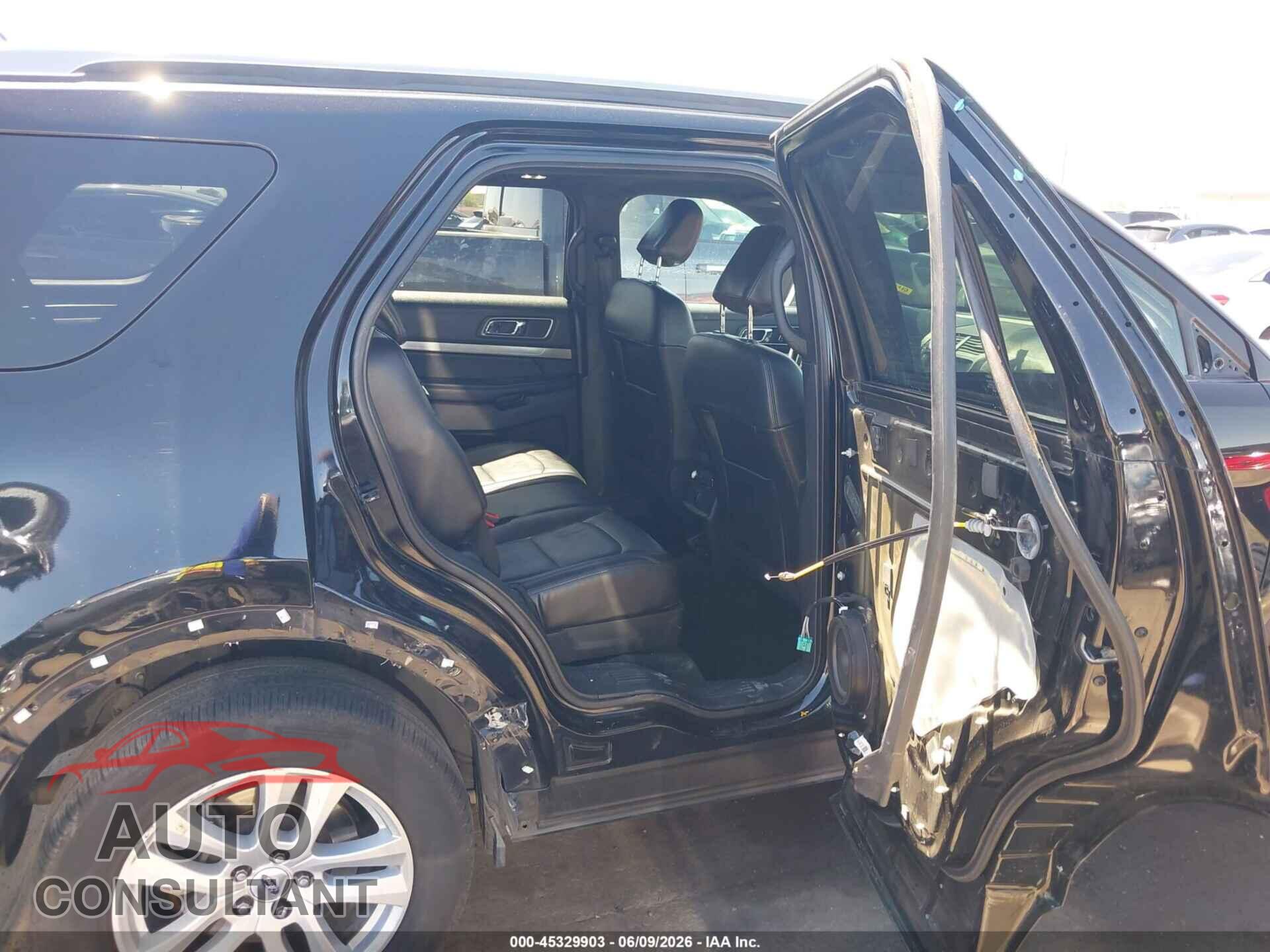 FORD EXPLORER 2018 - 1FM5K8D80JGB14325