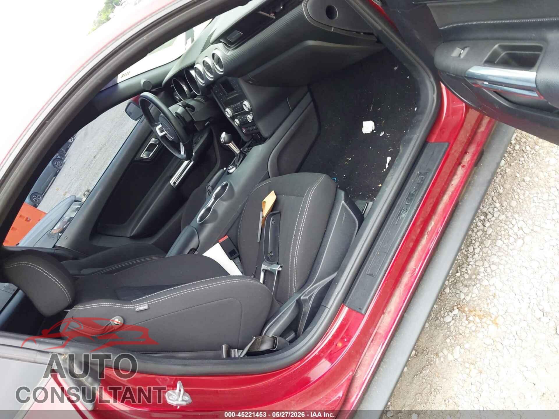 FORD MUSTANG 2019 - 1FA6P8TH7K5117799