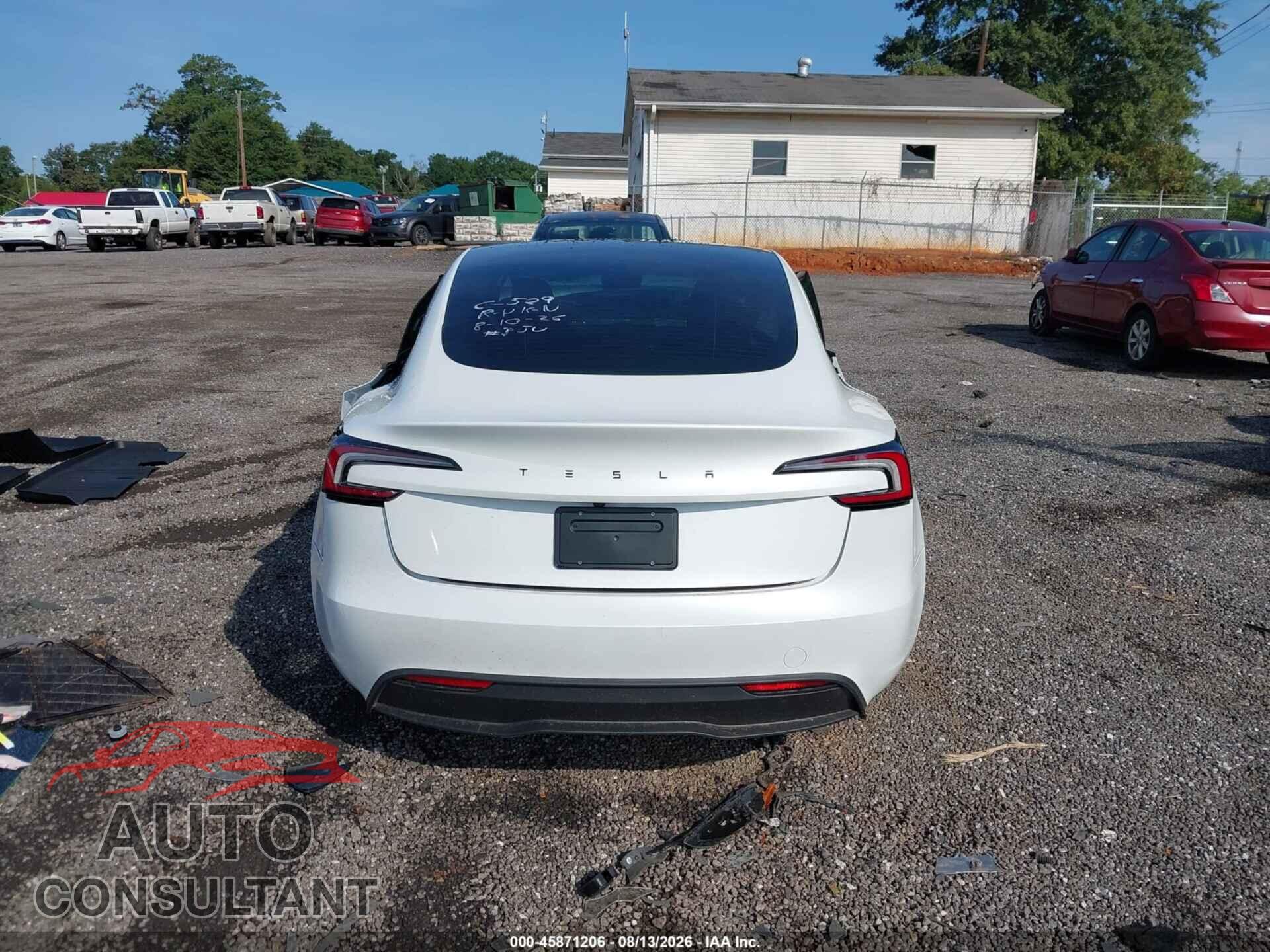 TESLA MODEL 3 2026 - 5YJ3E1EA4TF201251