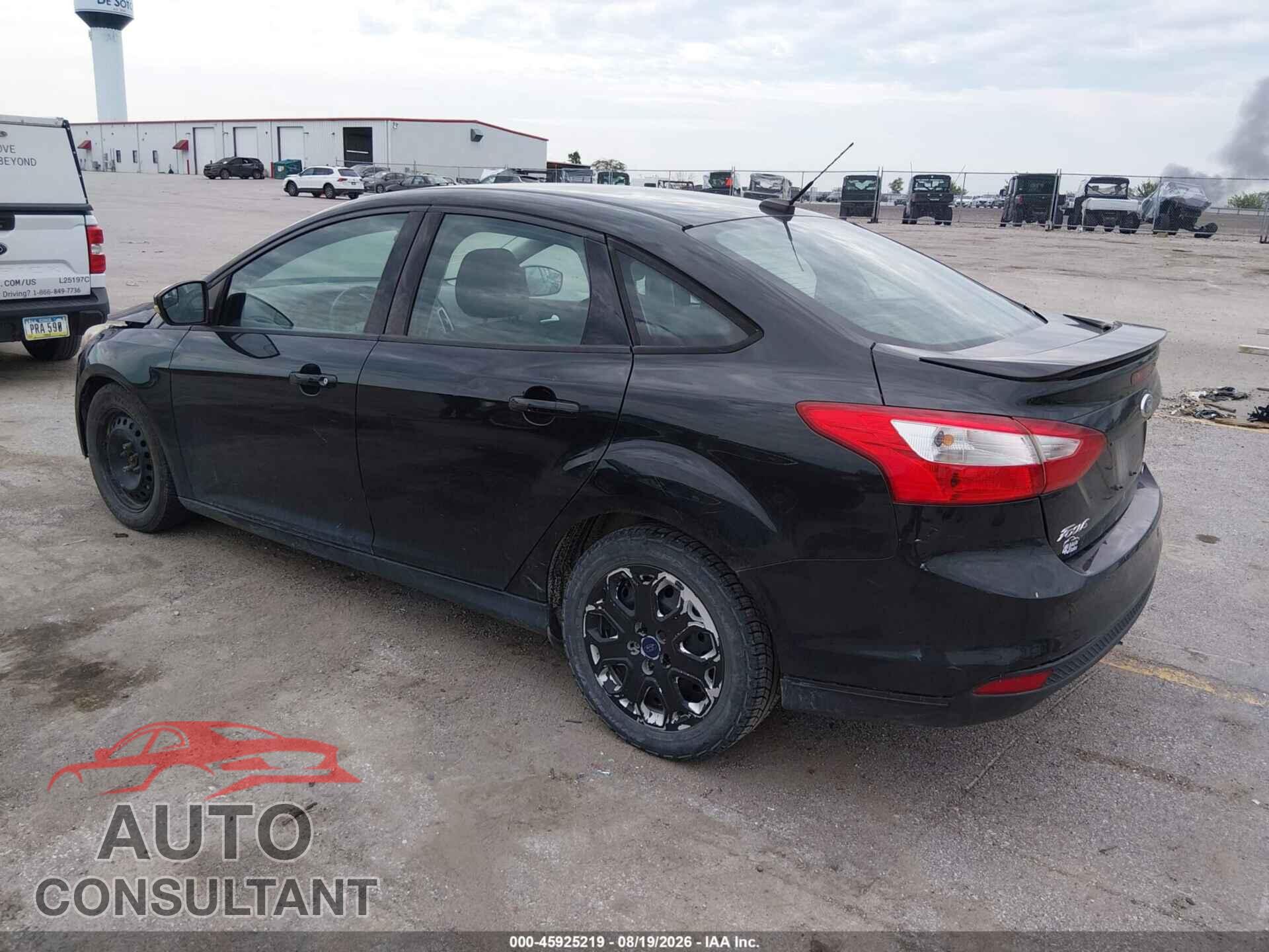 FORD FOCUS 2014 - 1FADP3F21EL336873