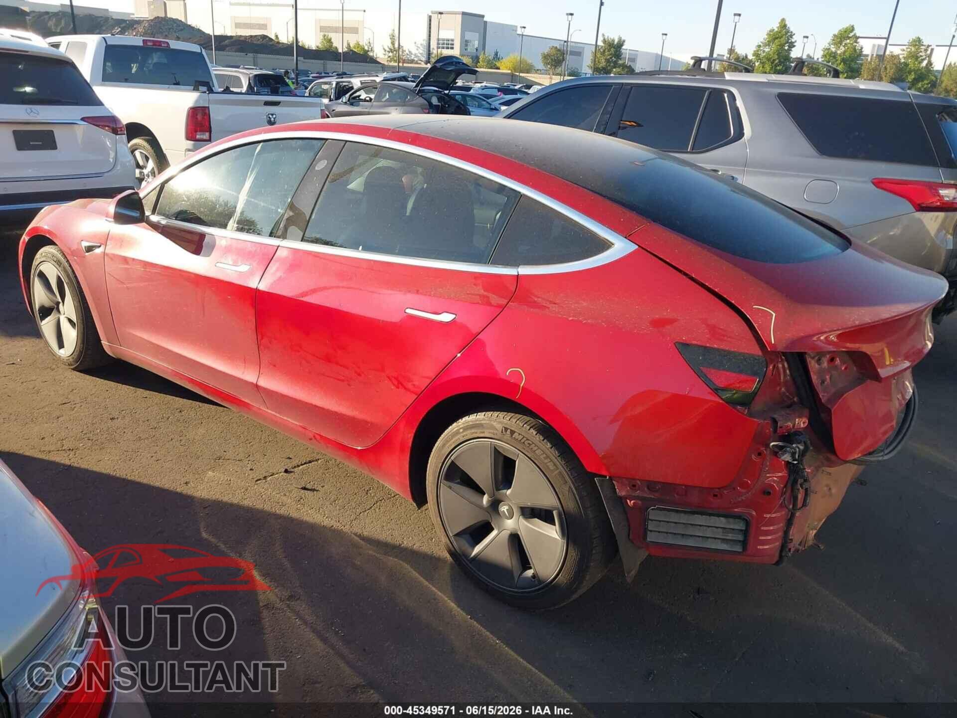 TESLA MODEL 3 2019 - 5YJ3E1EA7KF308695
