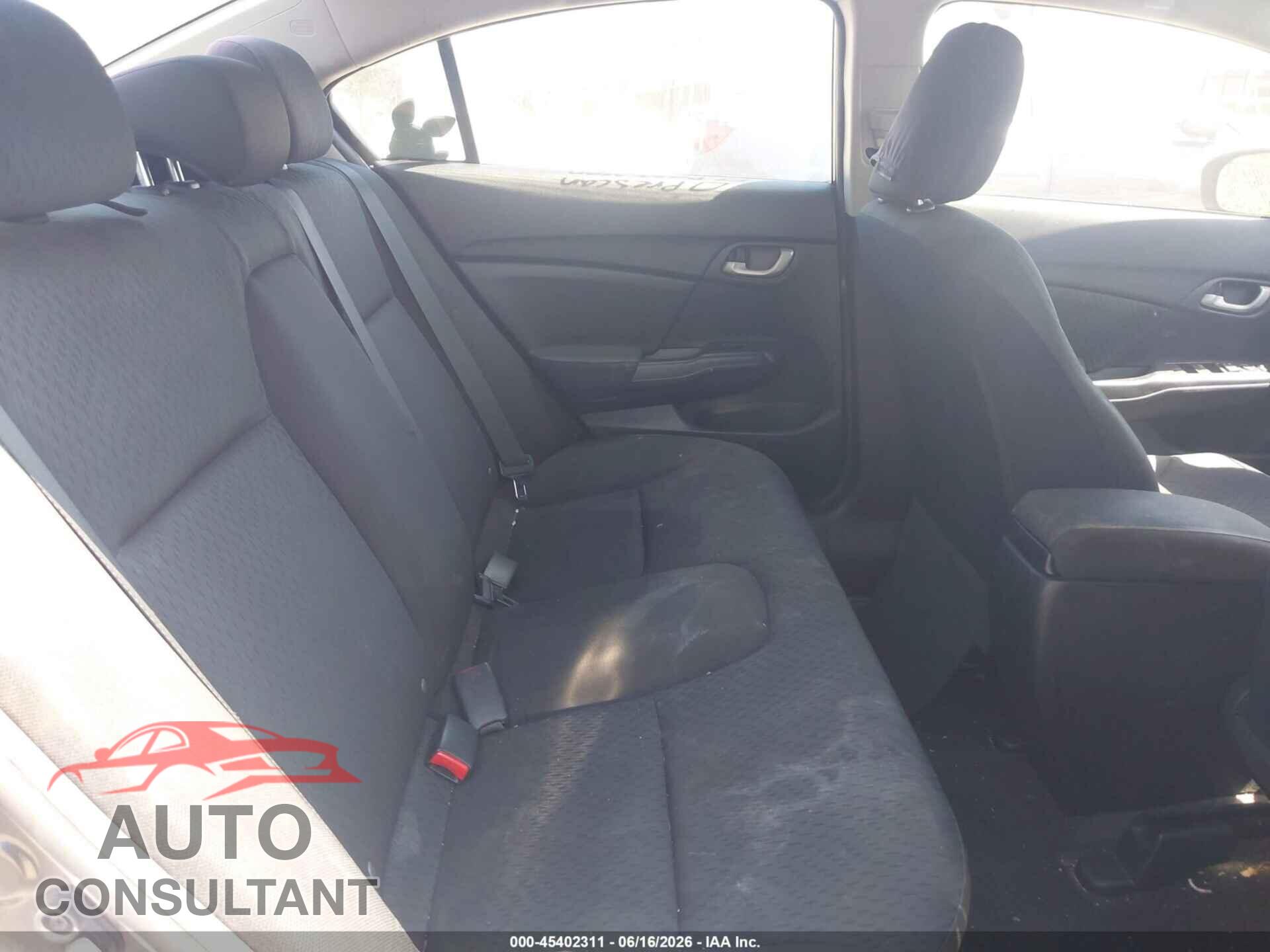 HONDA CIVIC 2015 - 2HGFB2F52FH563849