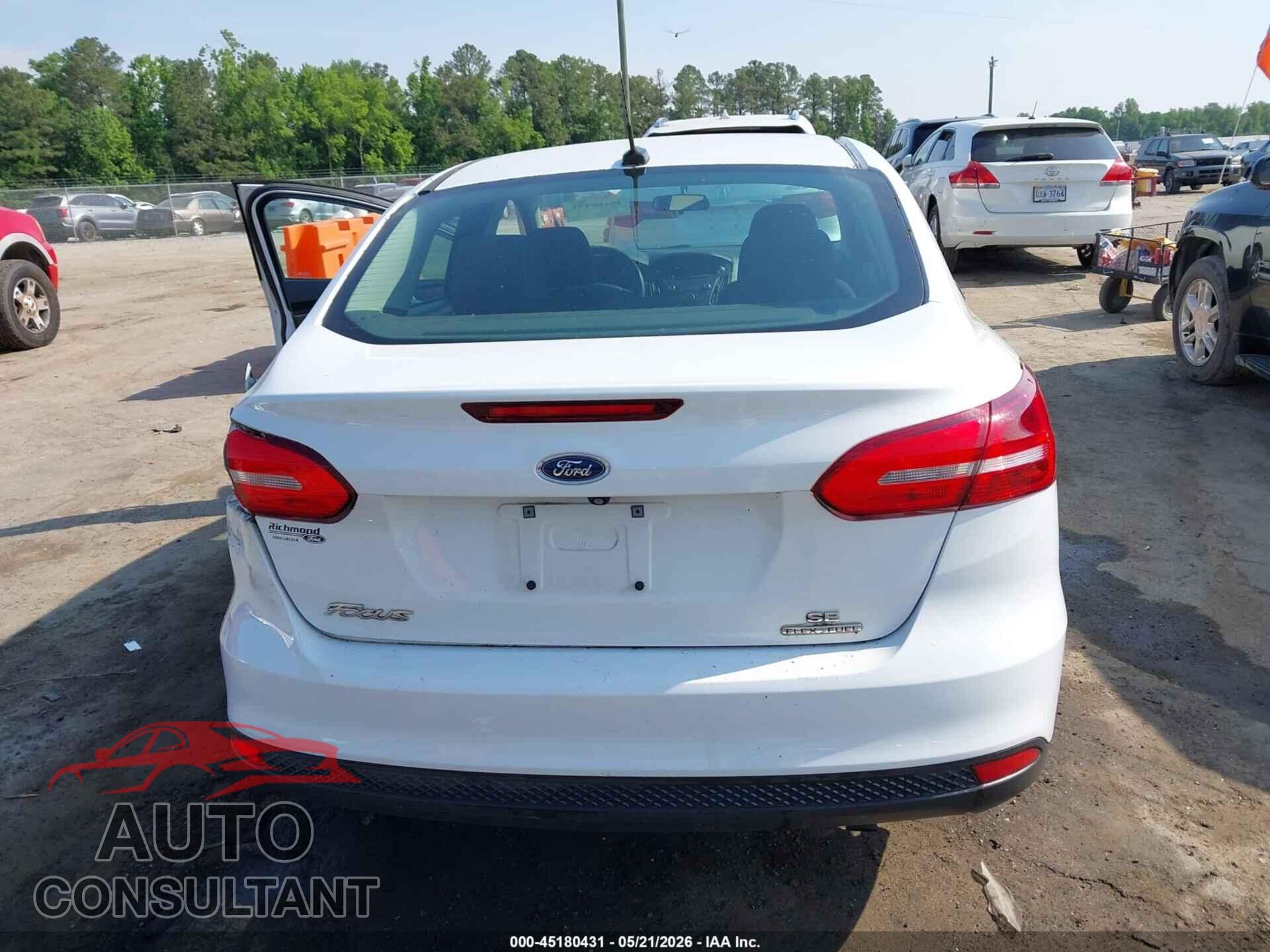 FORD FOCUS 2016 - 1FADP3F21GL250384