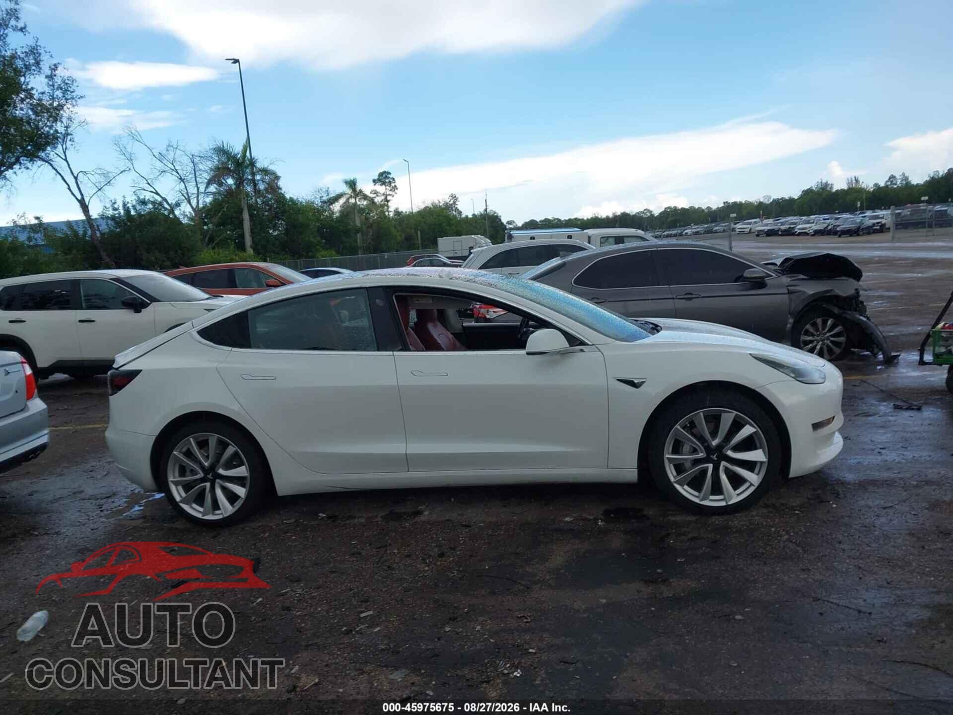 TESLA MODEL 3 2017 - 5YJ3E1EA8HF002629