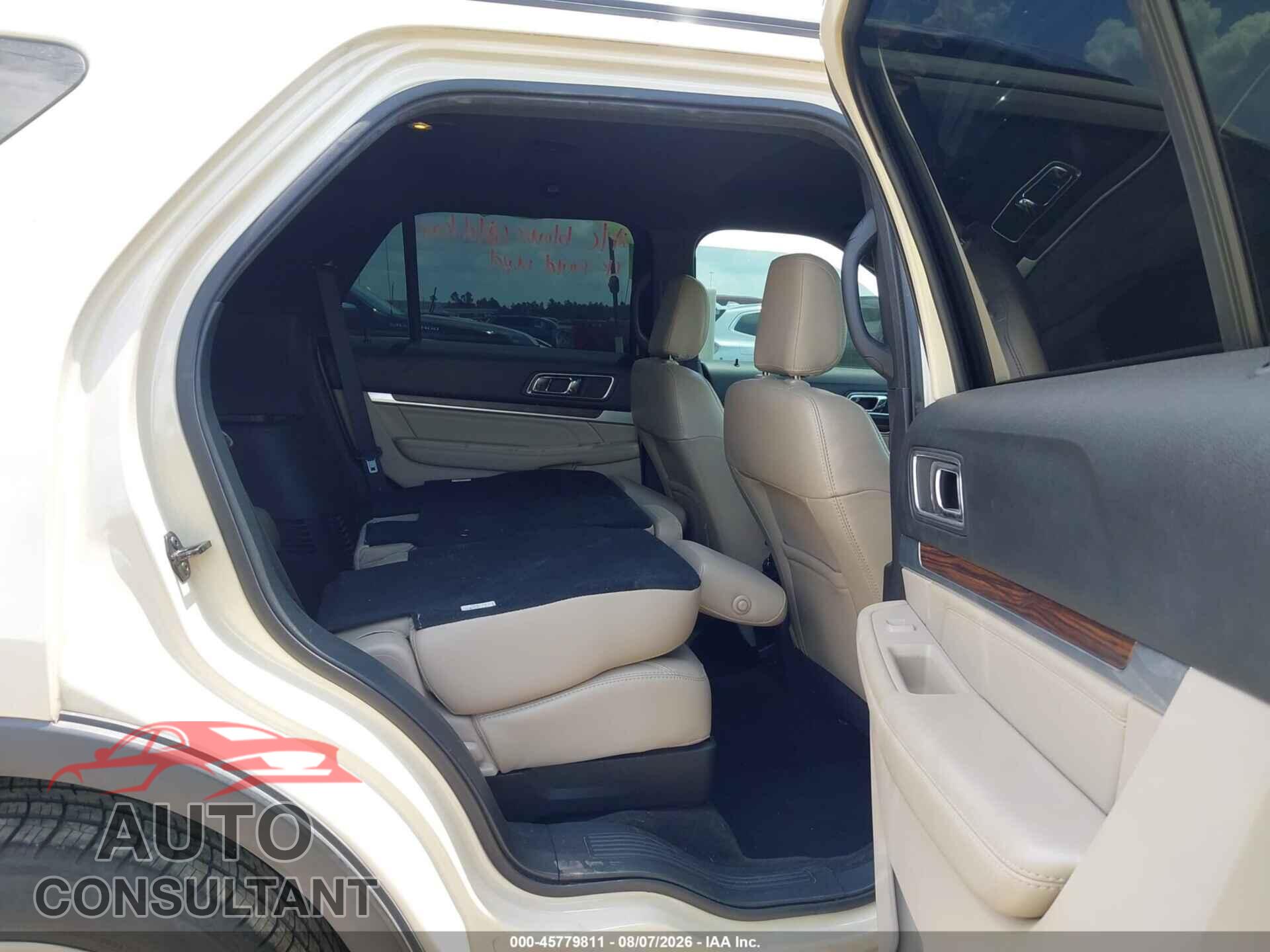 FORD EXPLORER 2018 - 1FM5K7F8XJGB55472