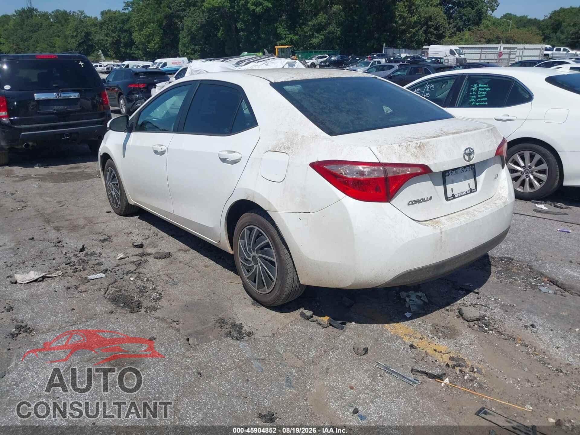 TOYOTA COROLLA 2018 - 5YFBURHEXJP827223