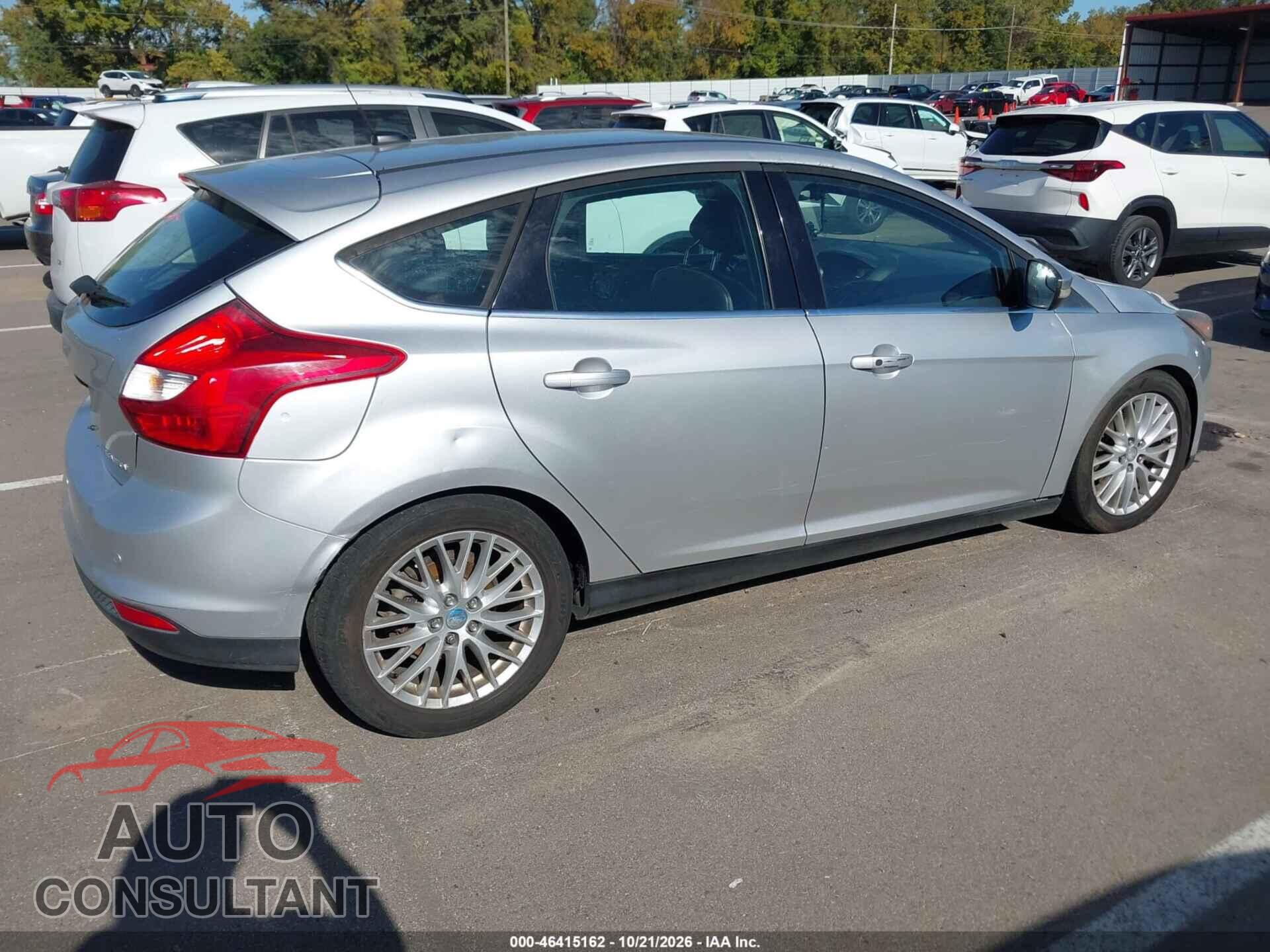 FORD FOCUS 2012 - 1FAHP3N21CL361269