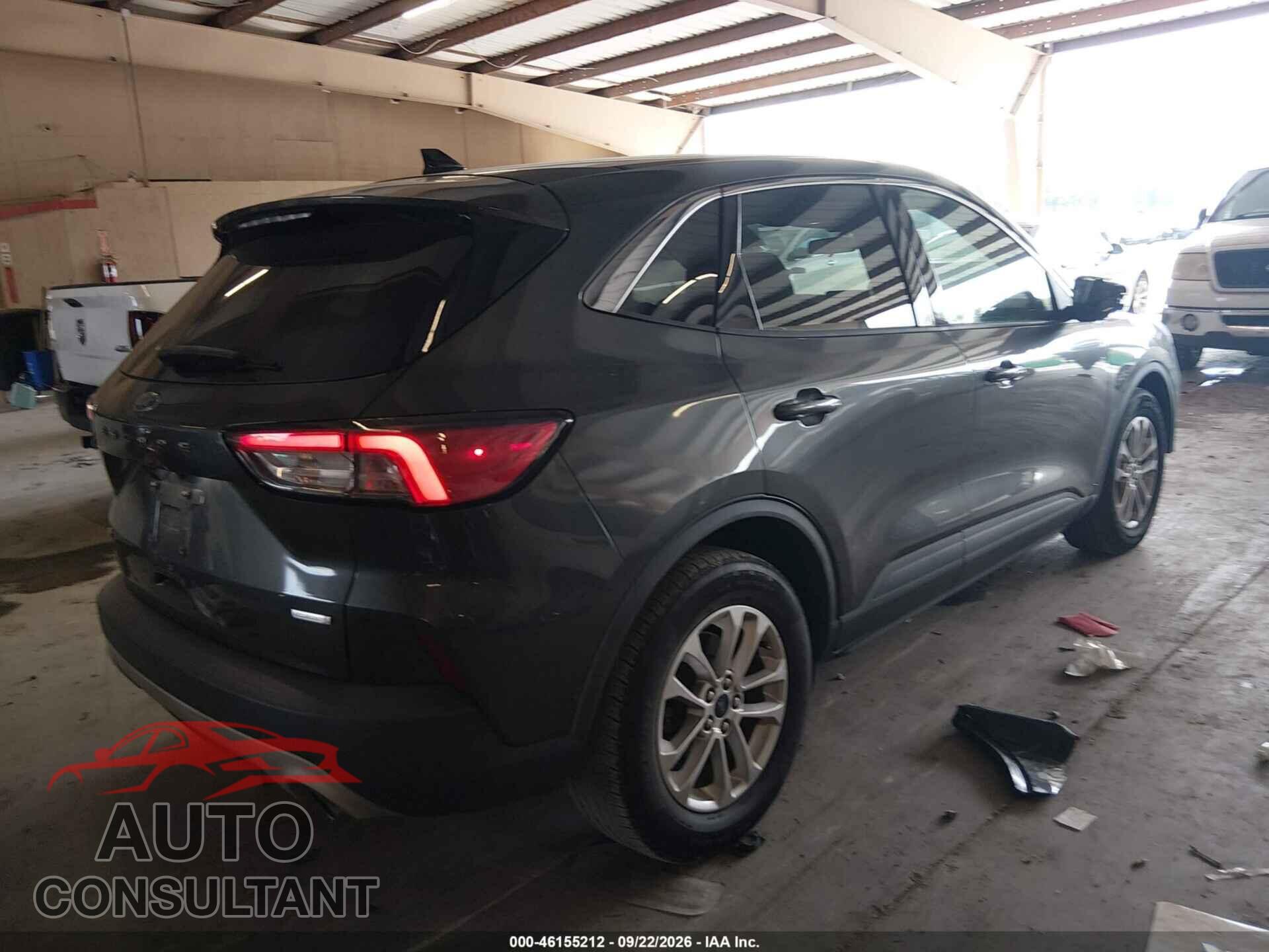 FORD ESCAPE 2020 - 1FMCU0G69LUA67295