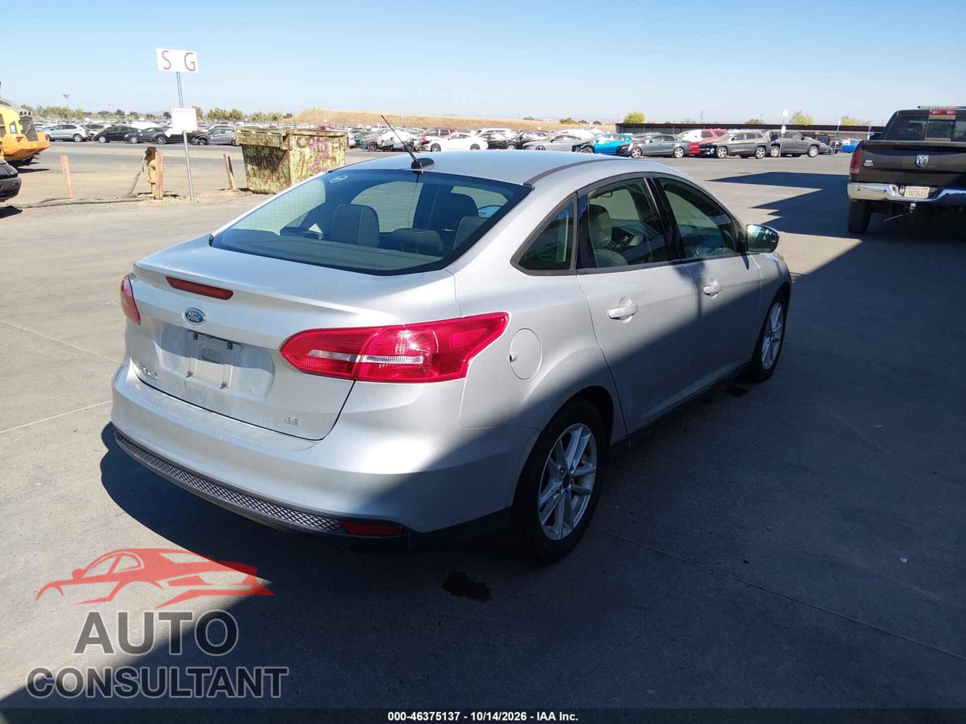 FORD FOCUS 2017 - 1FADP3F20HL300578