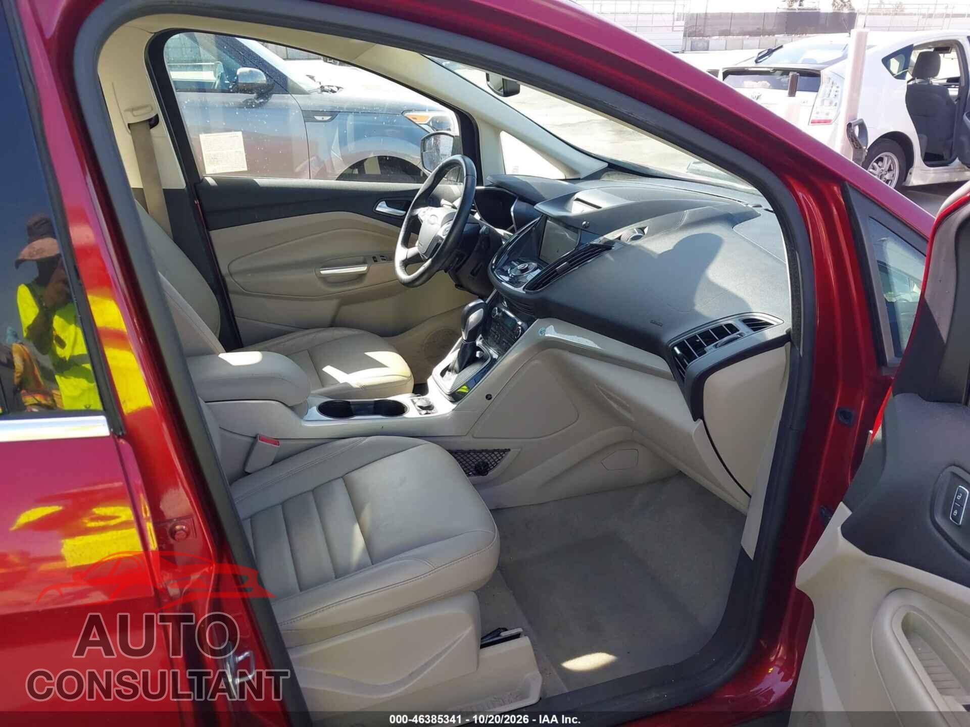 FORD C-MAX ENERGI 2016 - 1FADP5CU9GL109273