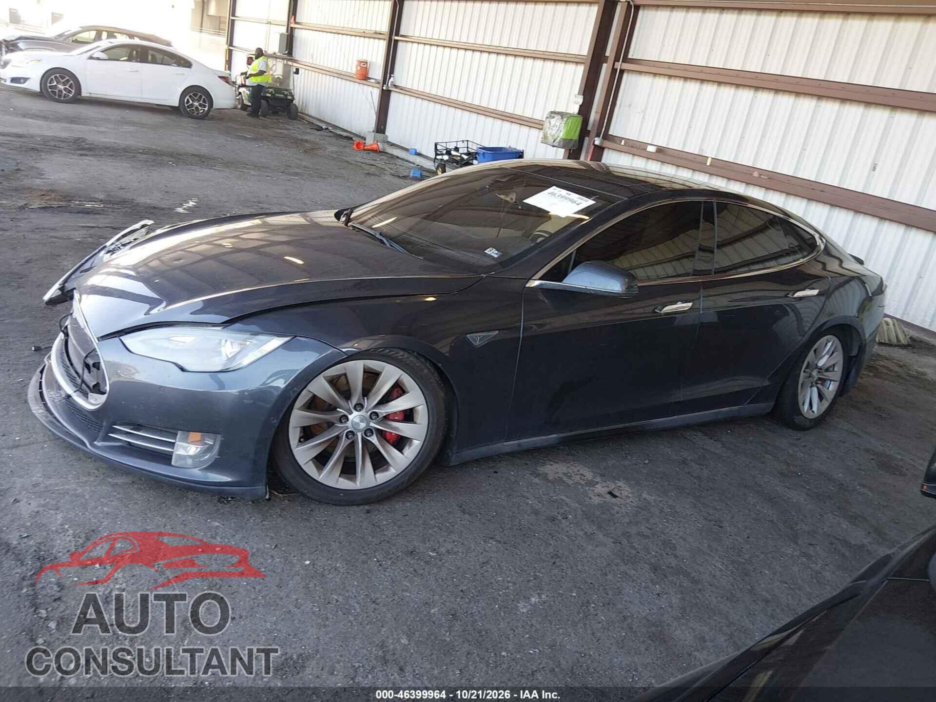TESLA MODEL S 2015 - 5YJSA1H2XFFP75689