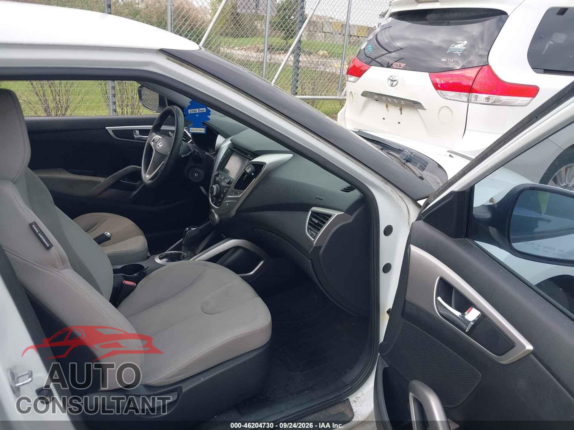 HYUNDAI VELOSTER 2012 - KMHTC6AD7CU050864
