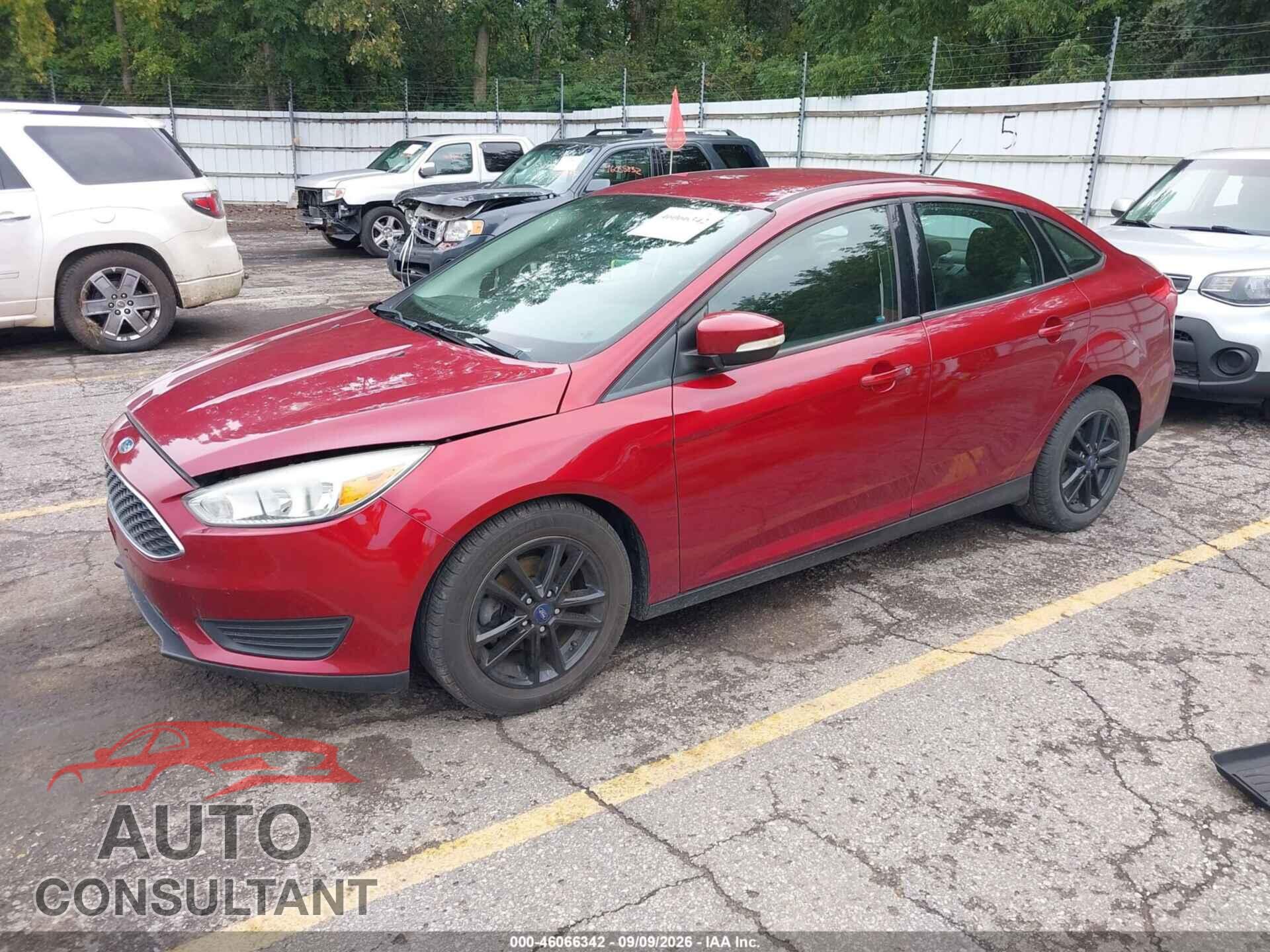 FORD FOCUS 2015 - 1FADP3F20FL226902