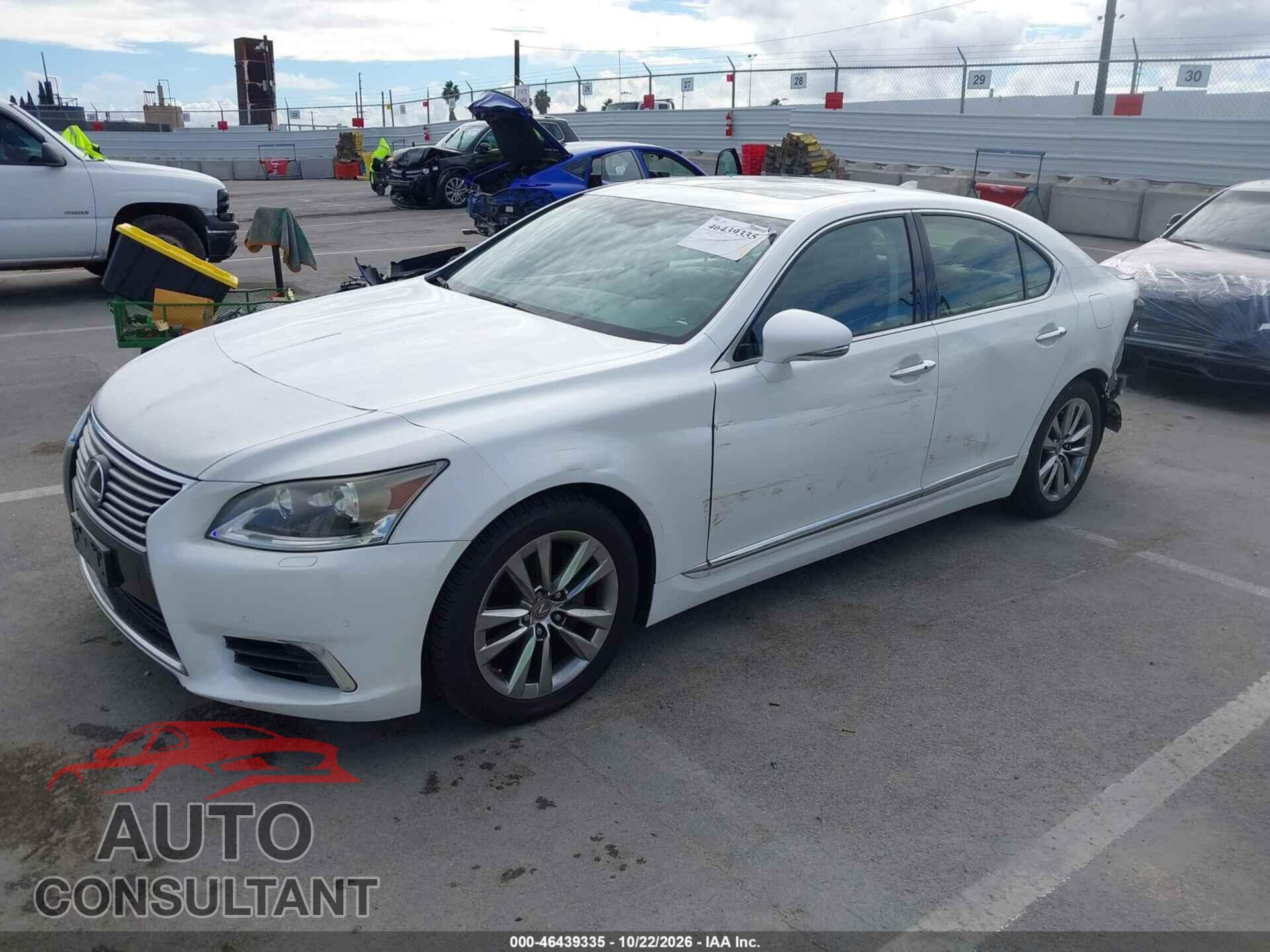 LEXUS LS 460 2015 - JTHBL5EF8F5137434
