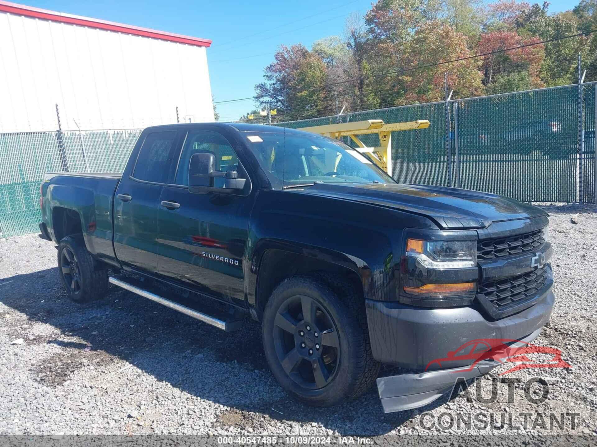 CHEVROLET SILVERADO 1500 2018 - 1GCVKNEC9JZ314792