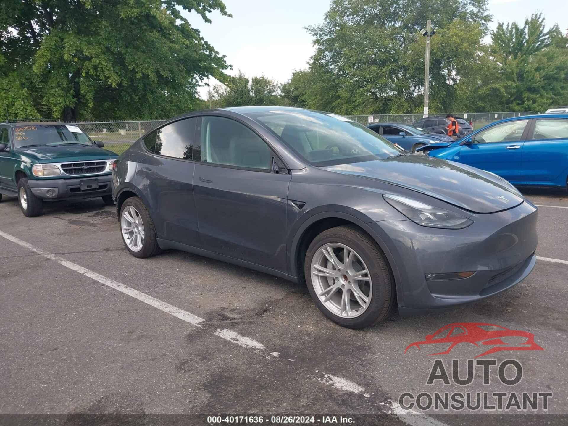 TESLA MODEL Y 2023 - 7SAYGDED2PF931969