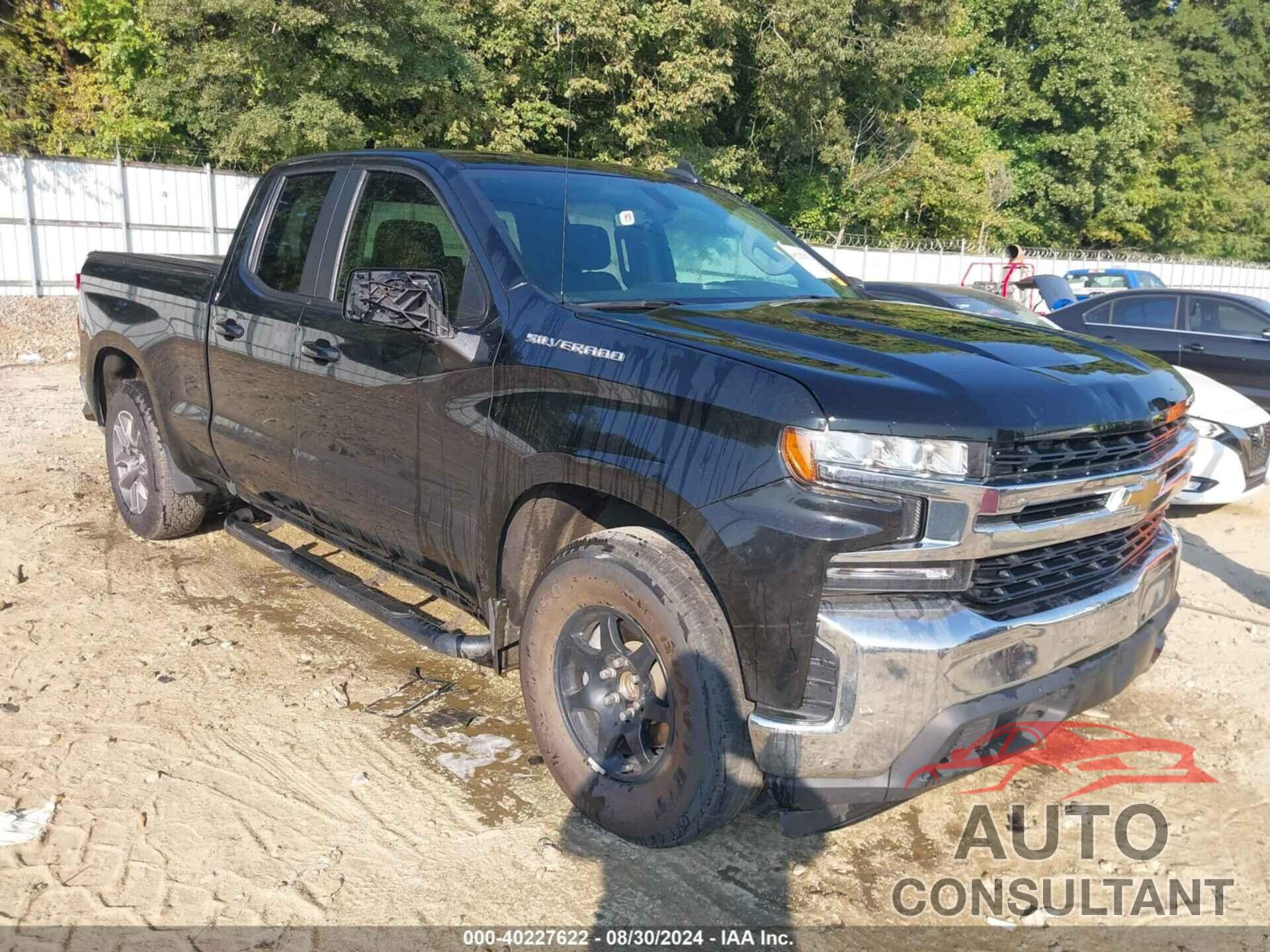 CHEVROLET SILVERADO 1500 2020 - 1GCRWCEDXLZ333552