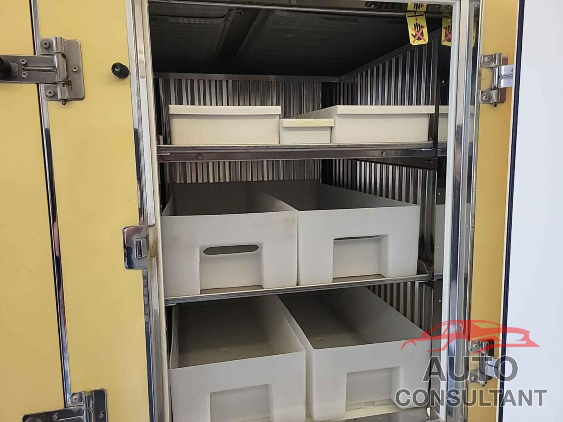 FORD E-450 CUTAWAY 2022 - 1FDXE4FN9NDC31680