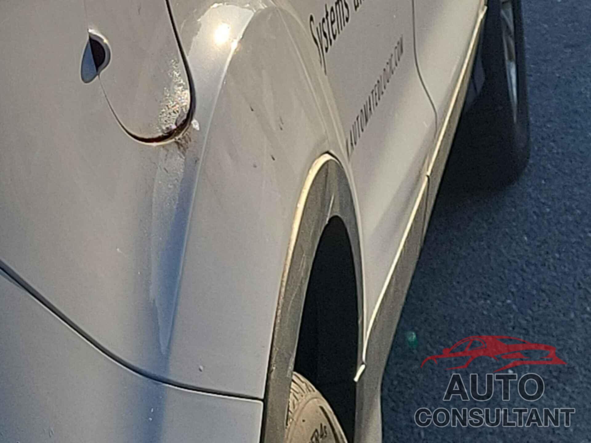 FORD ESCAPE 2018 - 1FMCU9GDXJUD60915